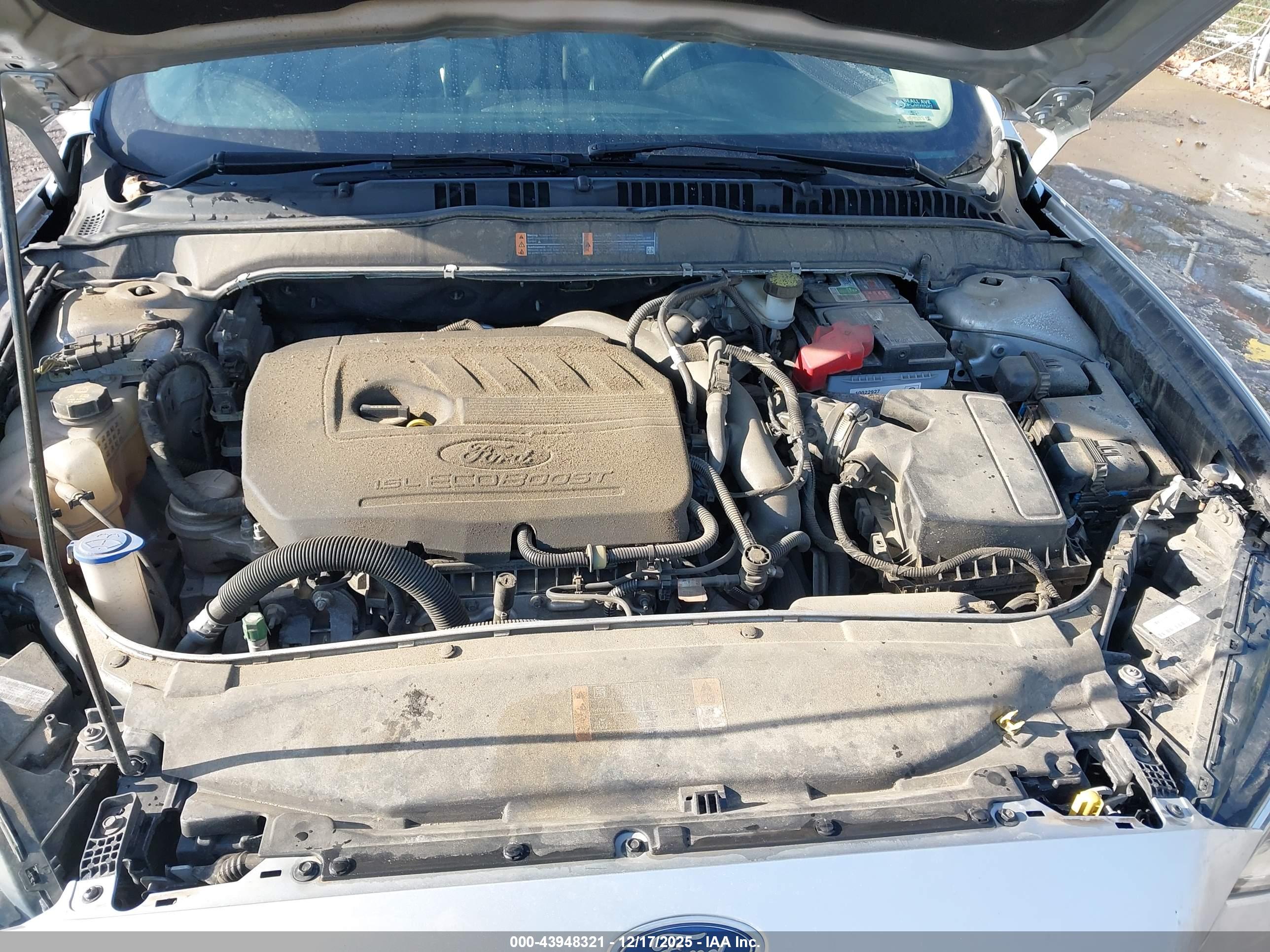 FORD FUSION image 10