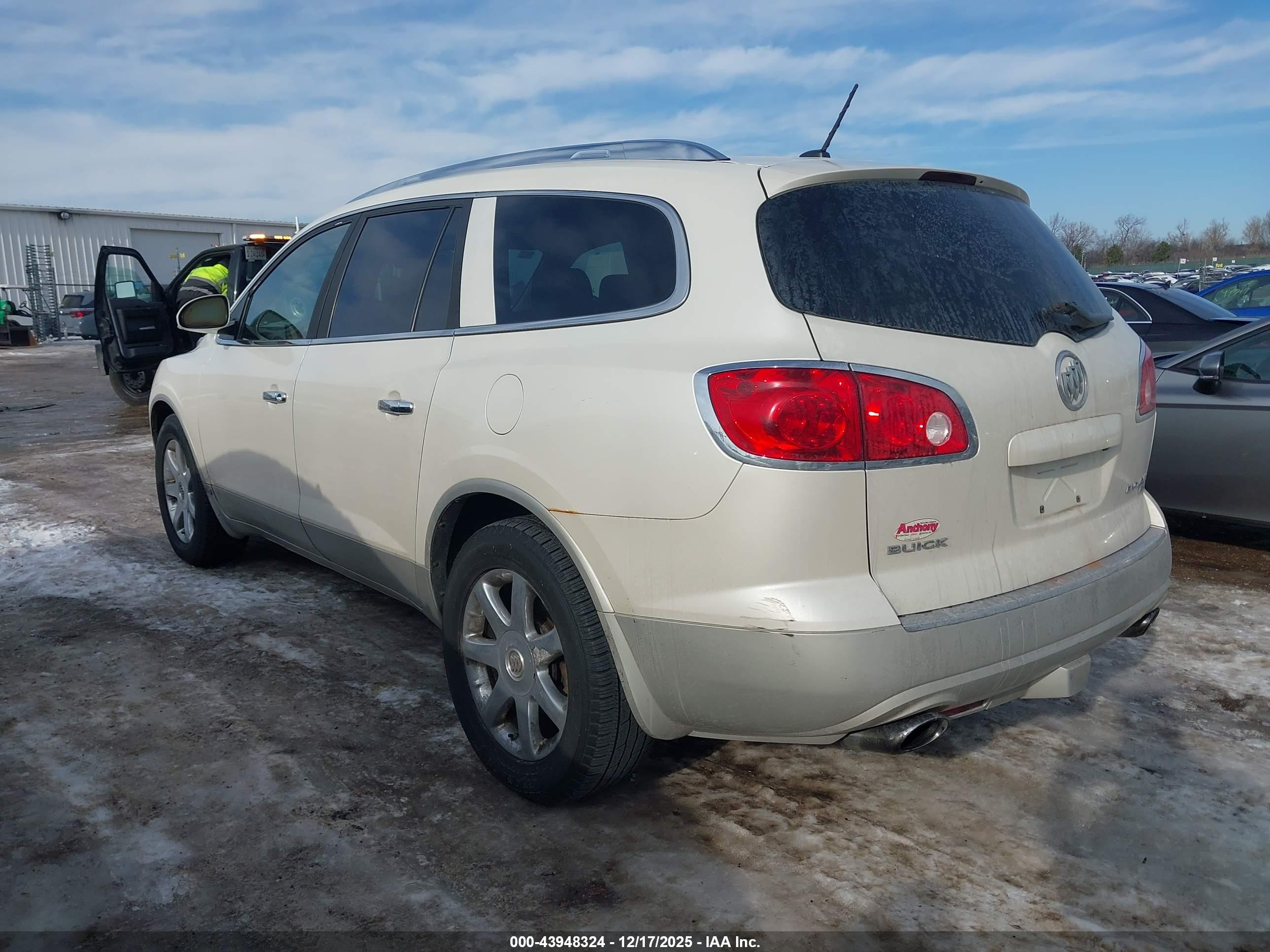 BUICK ENCLAVE image 3