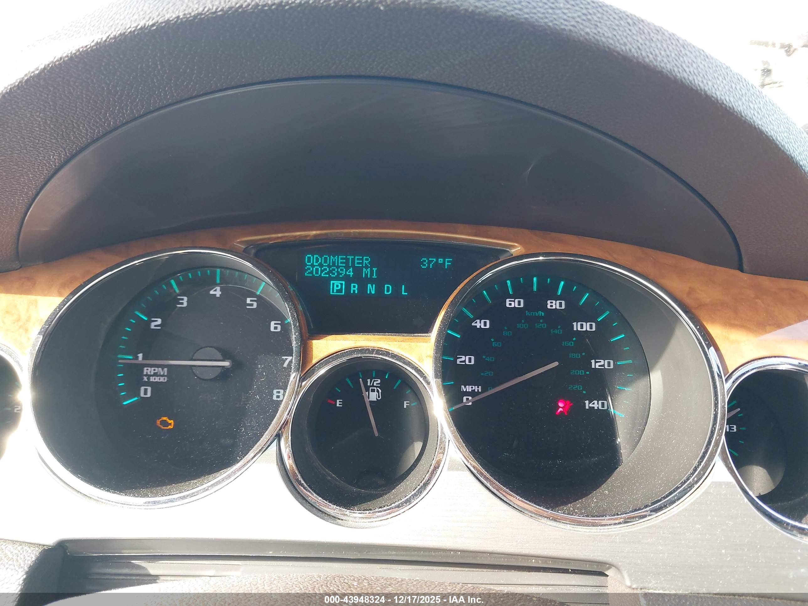 BUICK ENCLAVE image 7