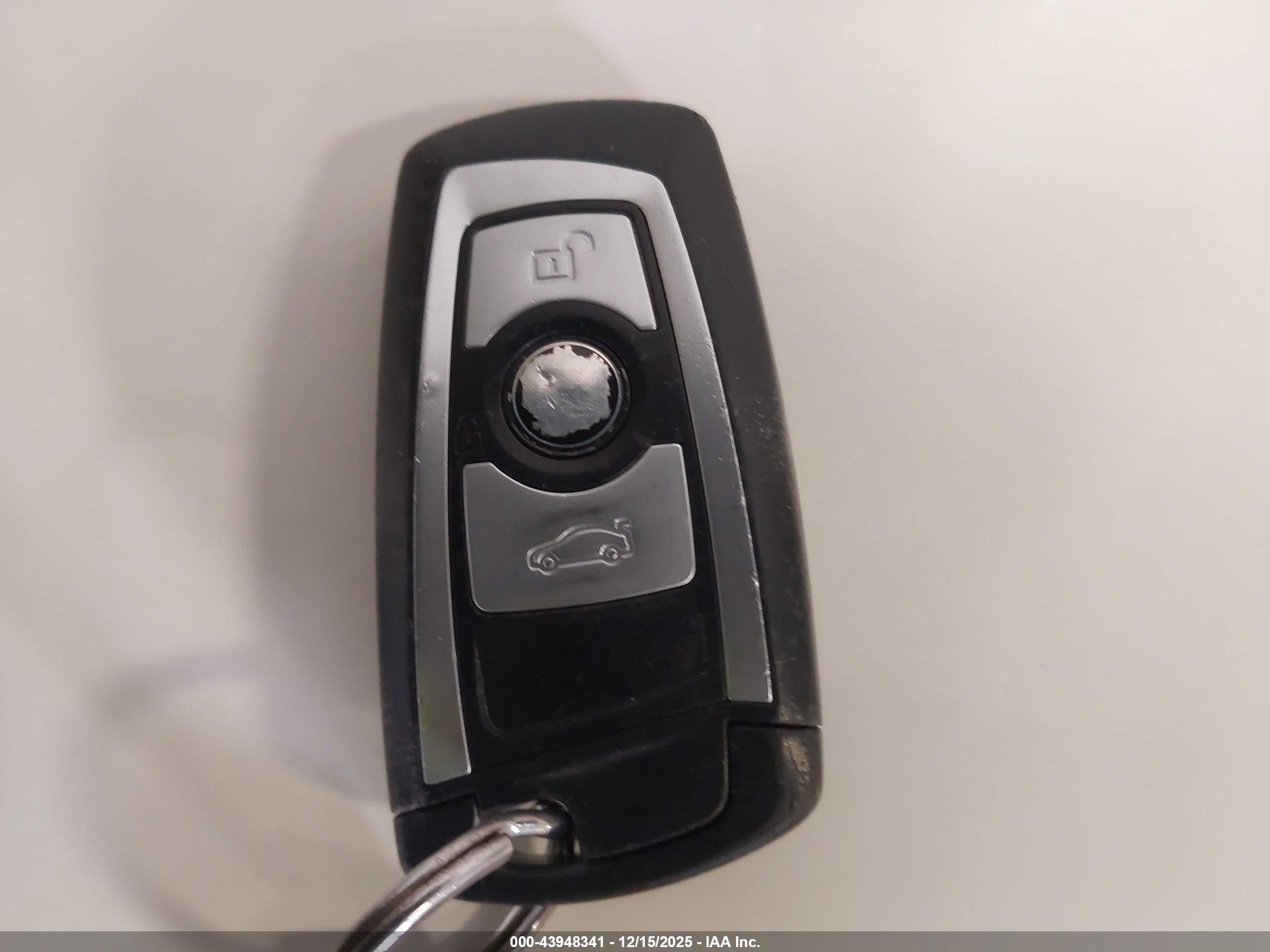 BMW 328I image 11