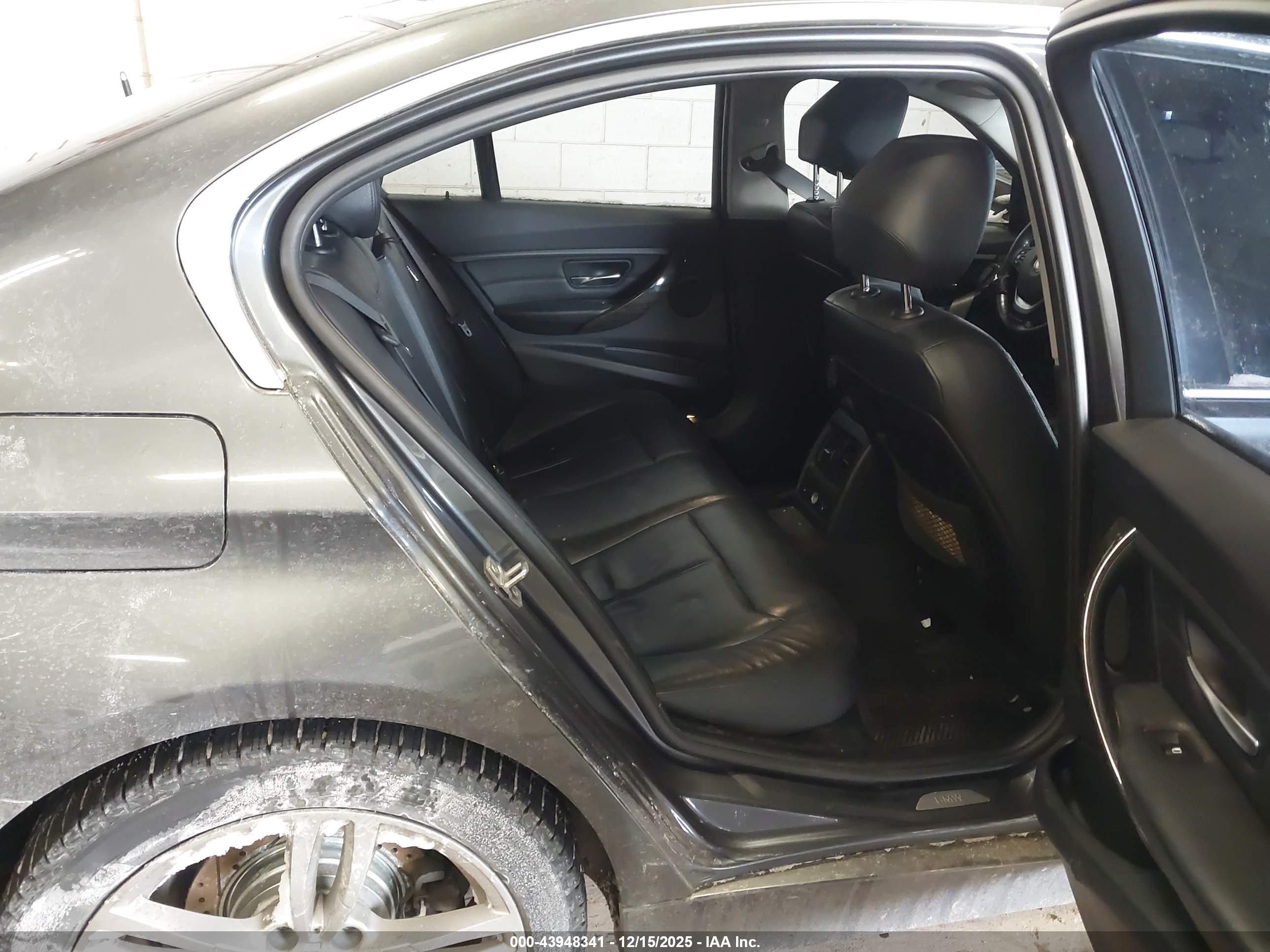 BMW 328I image 8