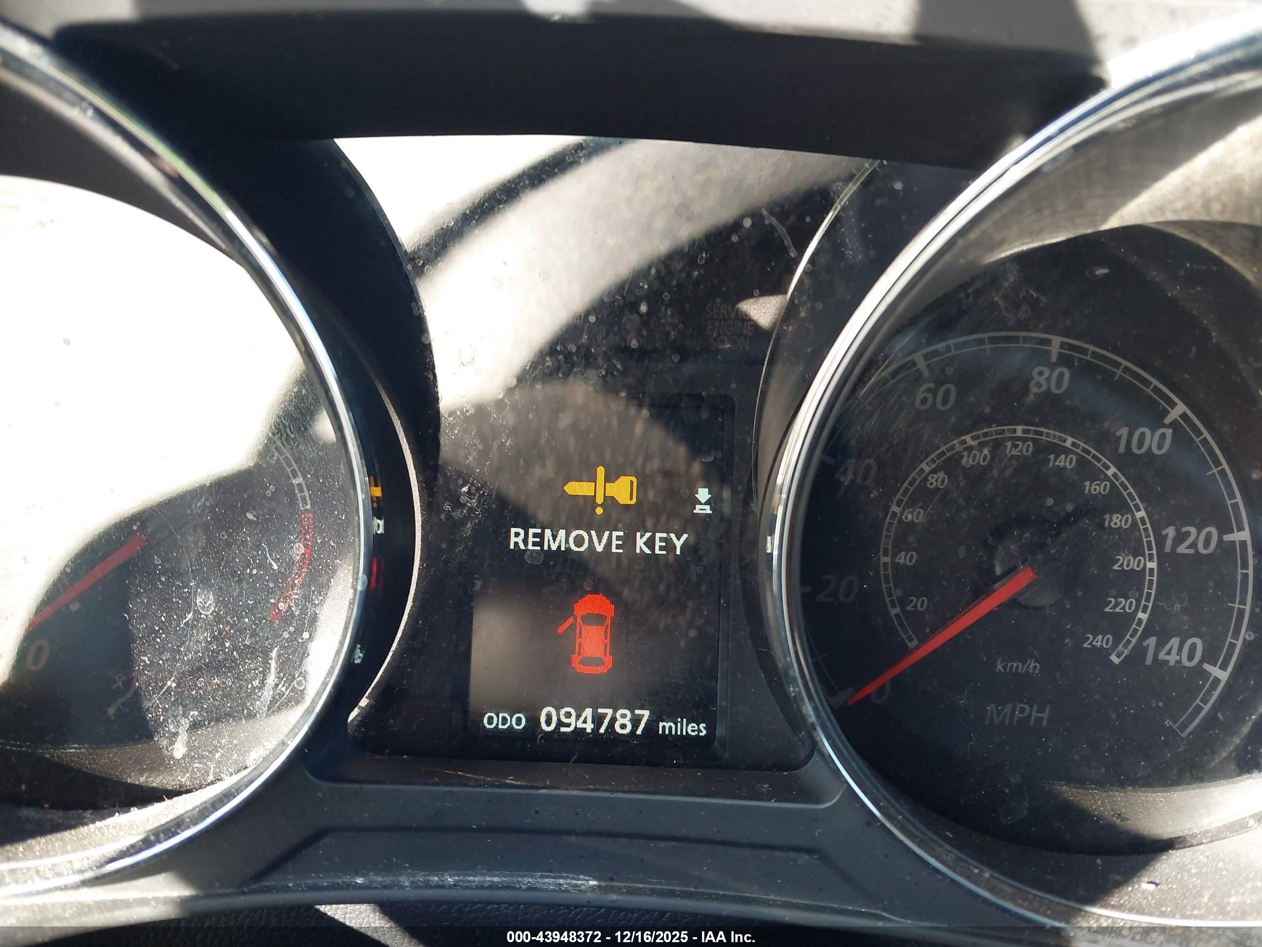 MITSUBISHI OUTLANDER image 7