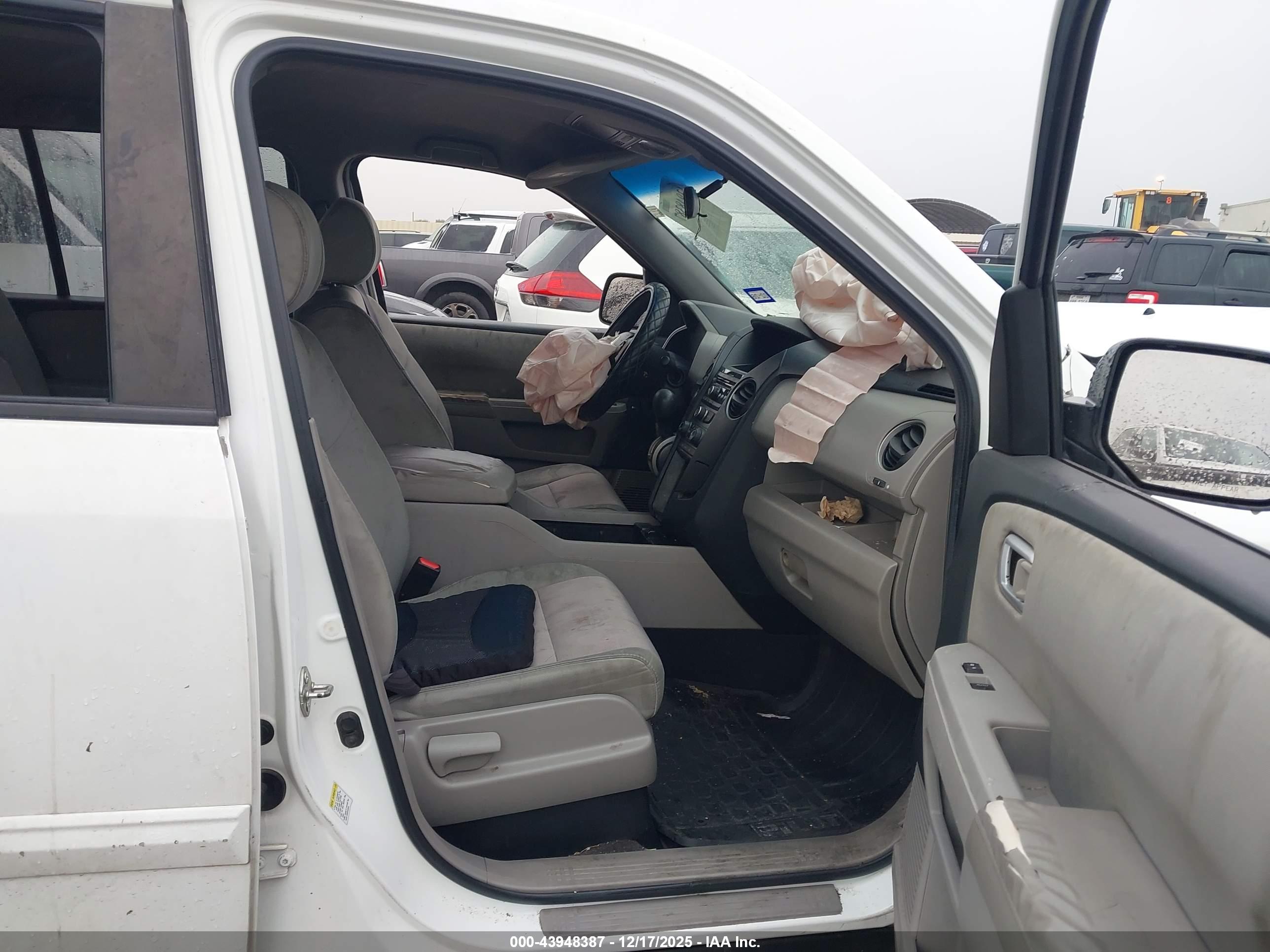 HONDA PILOT image 5