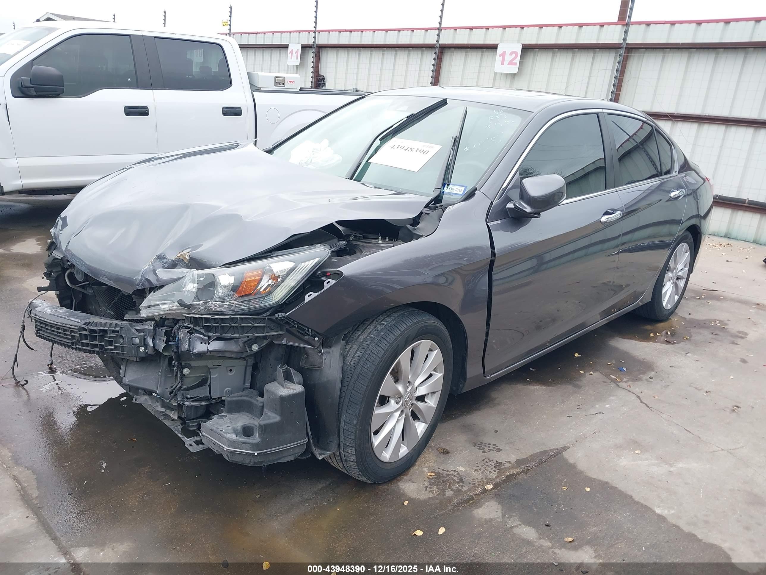 HONDA ACCORD image 2