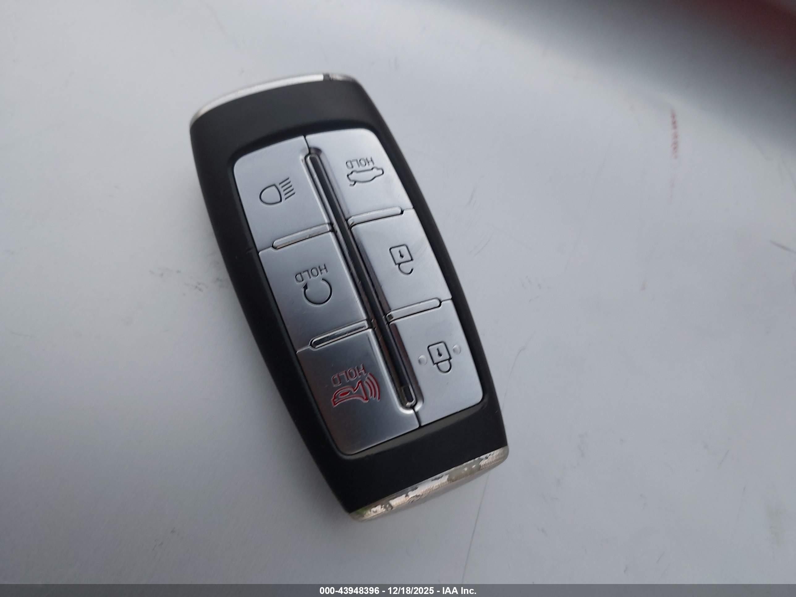 GENESIS G70 image 11