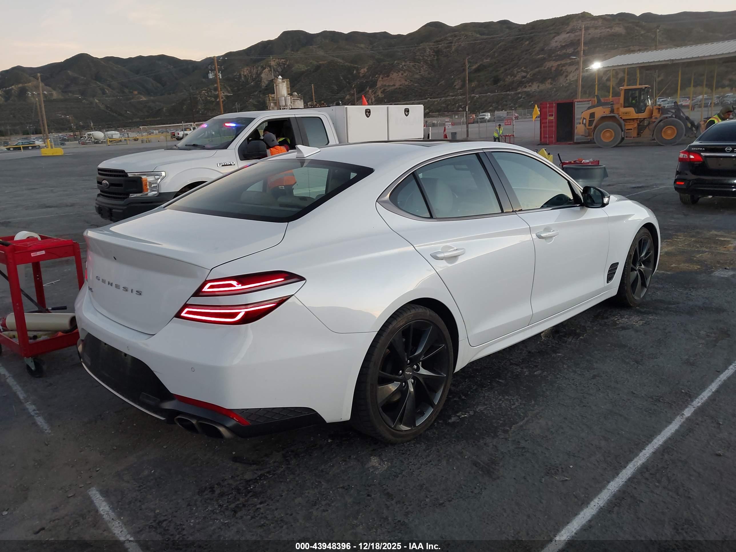 GENESIS G70 image 4