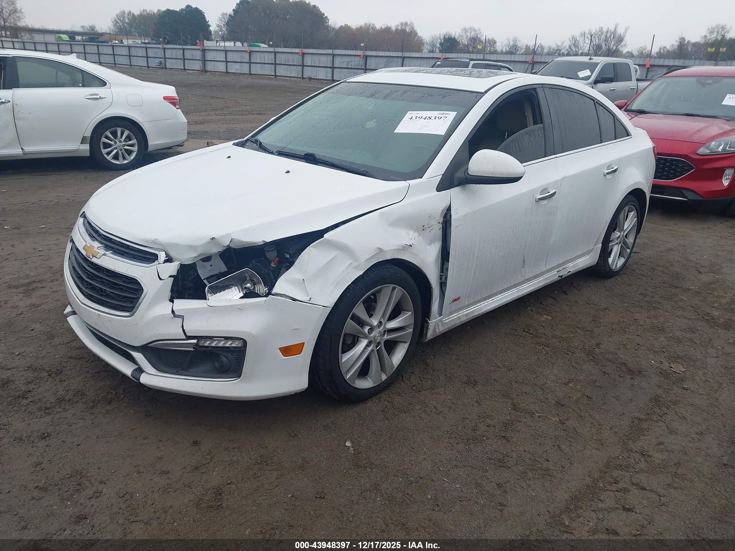 CHEVROLET CRUZE image 2