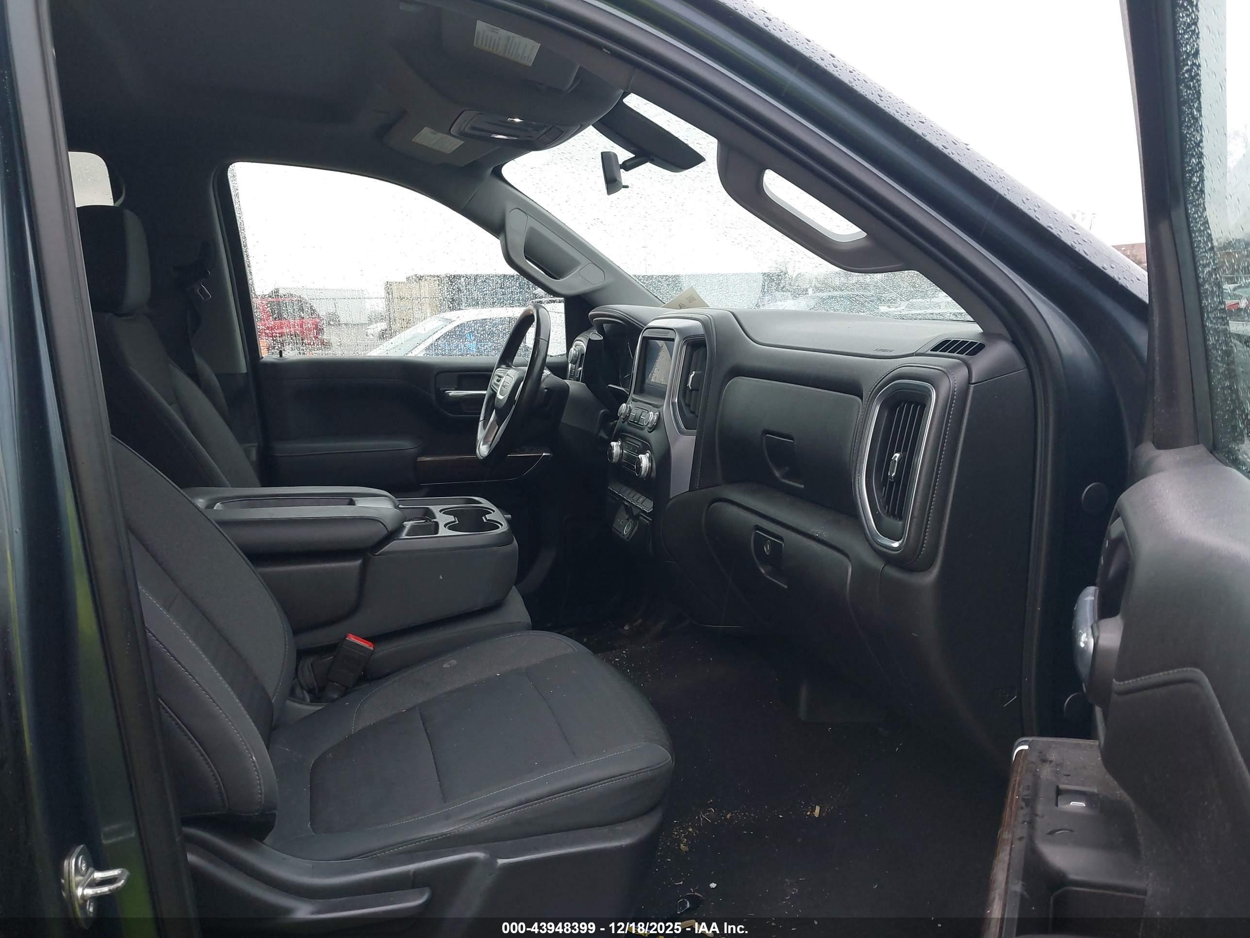 GMC SIERRA image 5