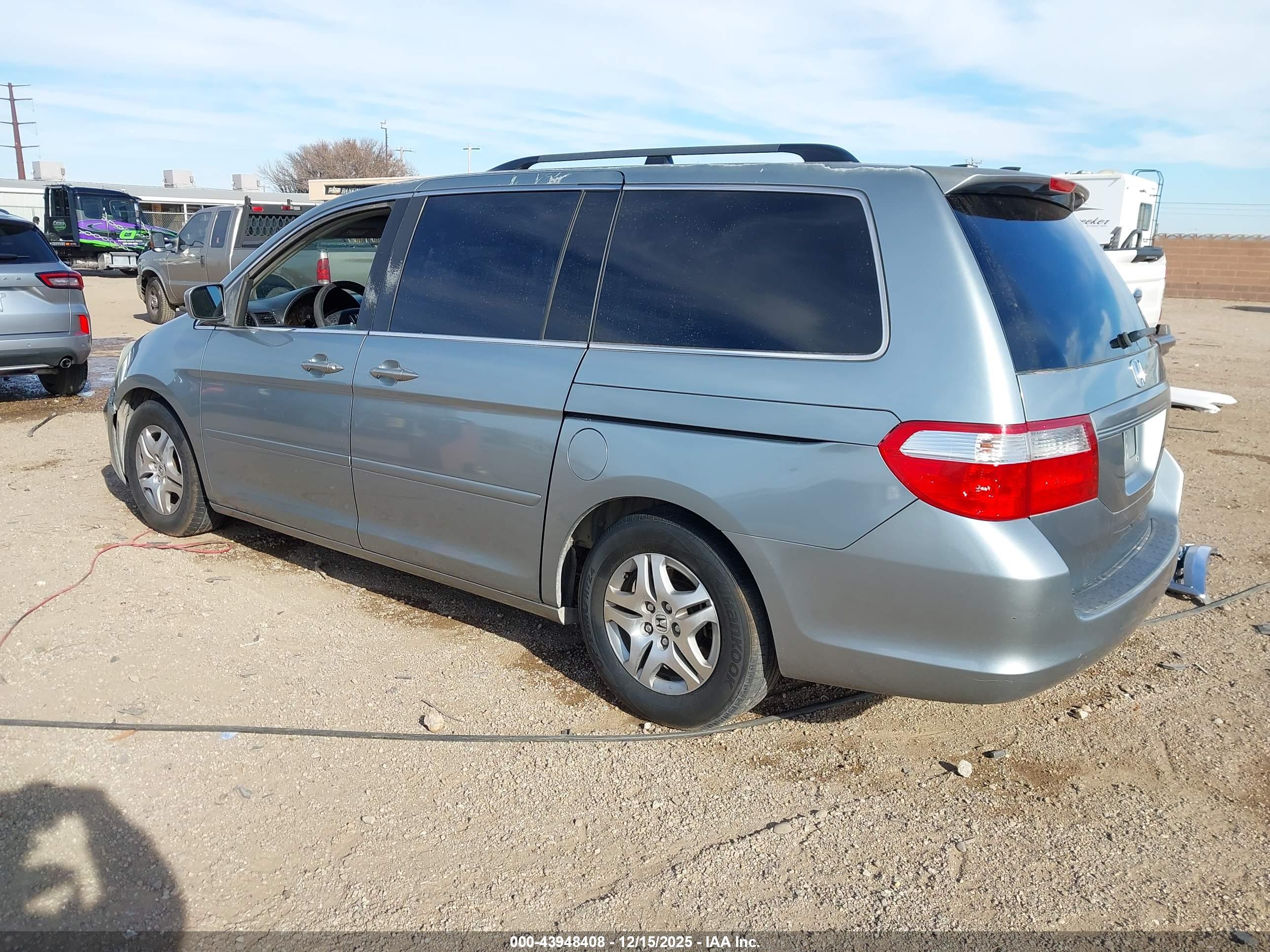 HONDA ODYSSEY image 3