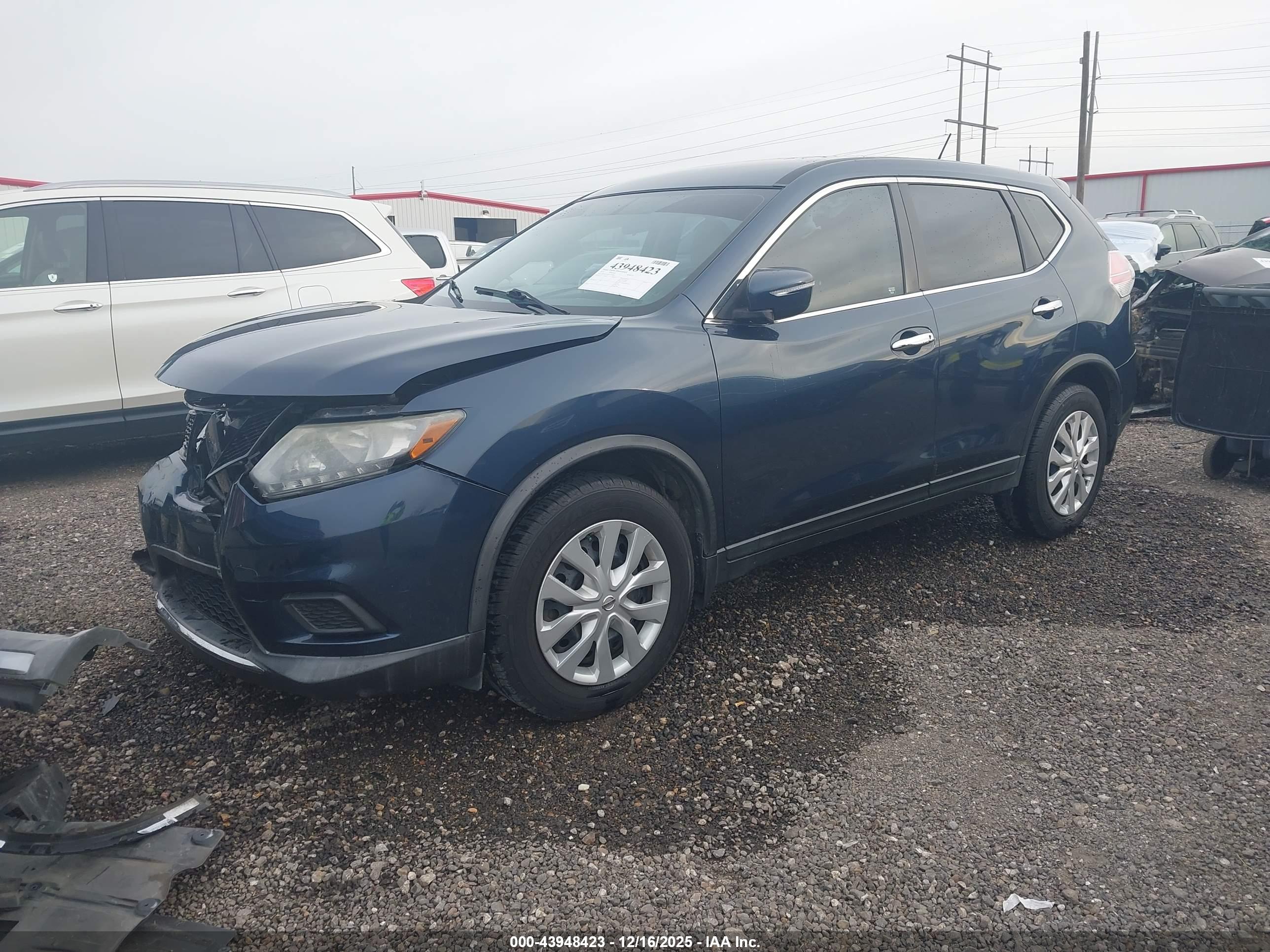 NISSAN ROGUE image 2