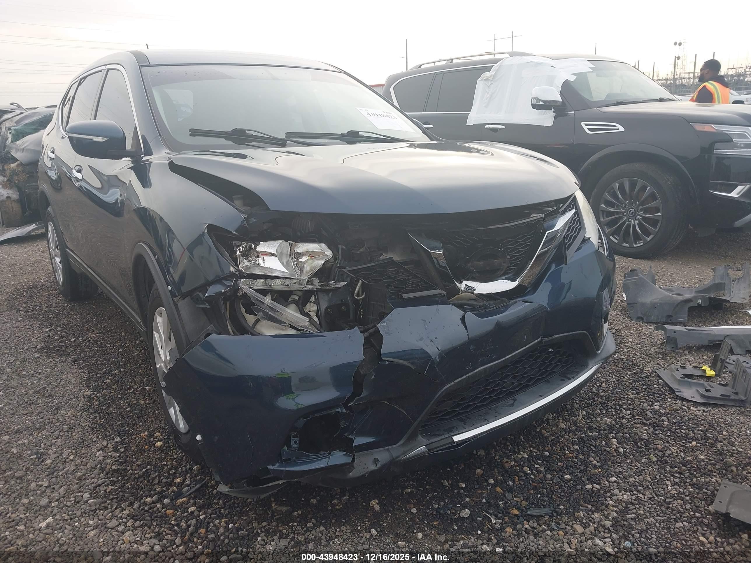 NISSAN ROGUE image 6
