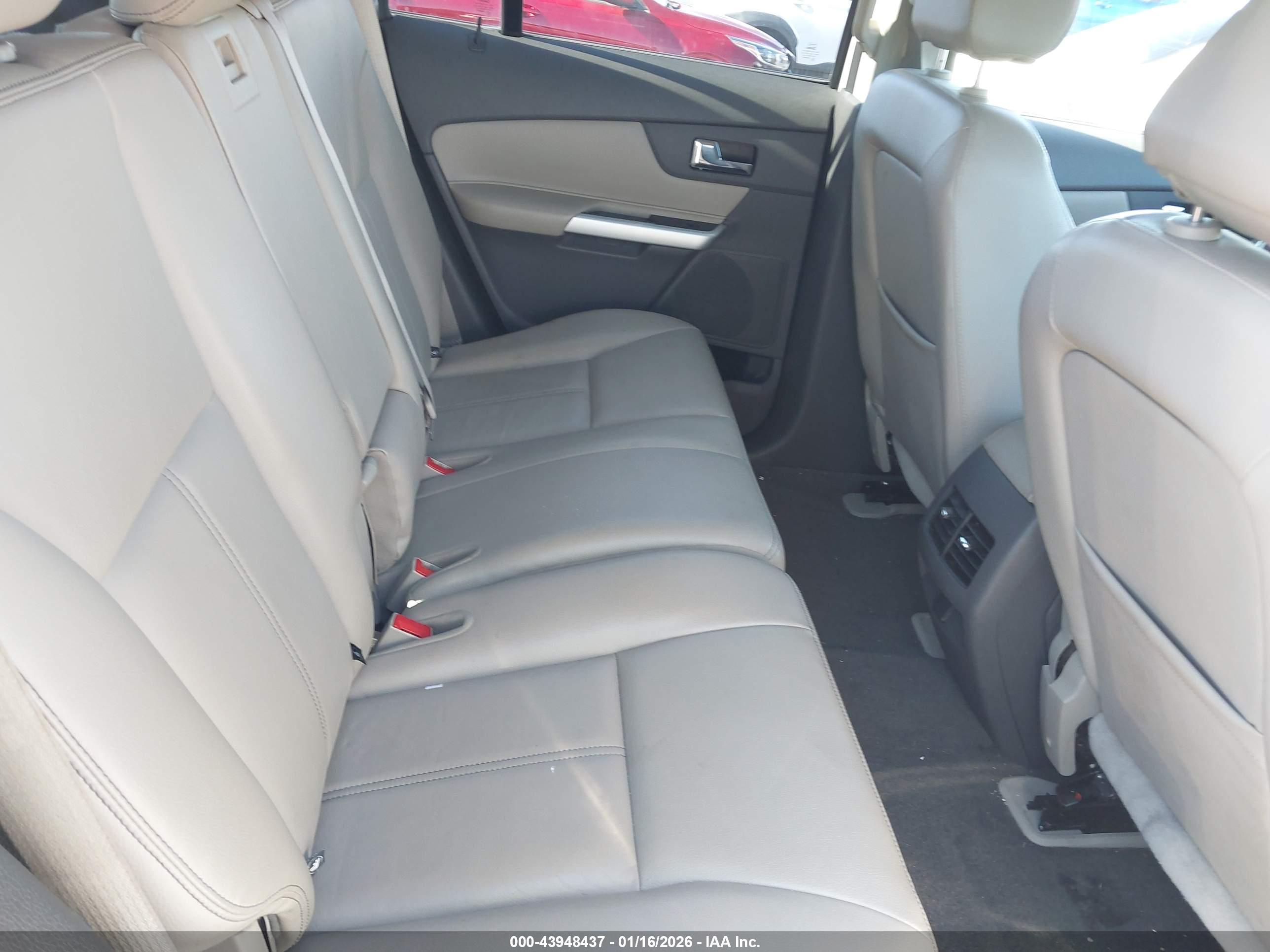 FORD EDGE image 8