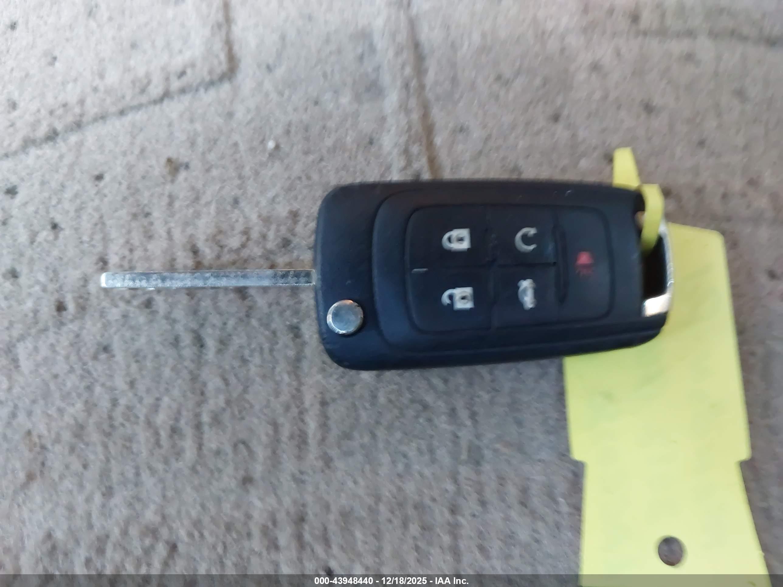 BUICK LACROSSE image 11