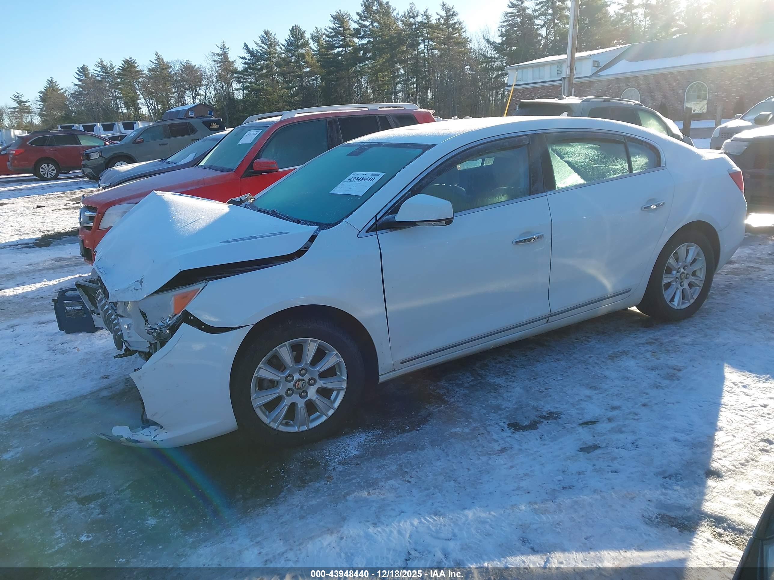 BUICK LACROSSE image 2
