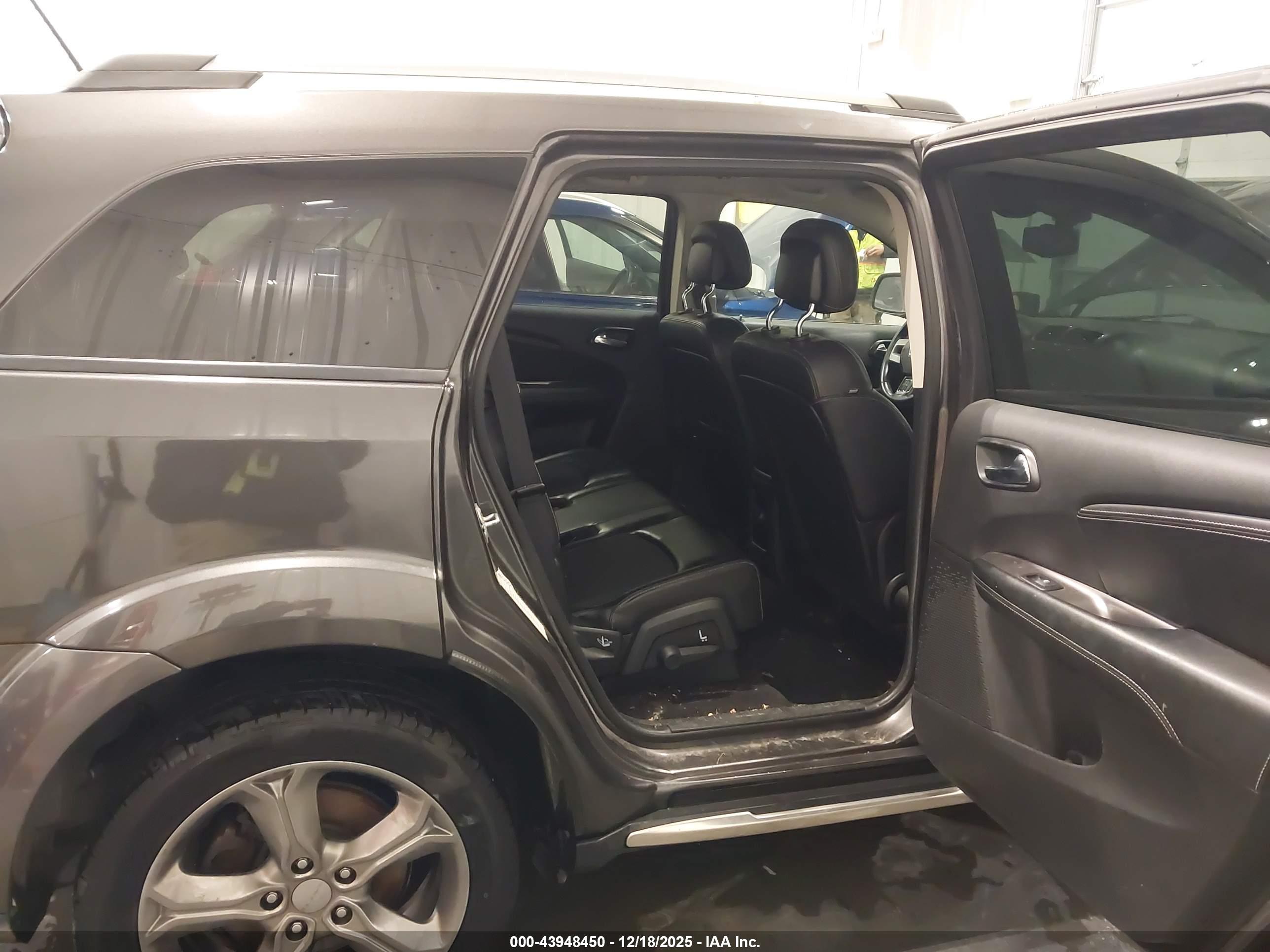DODGE JOURNEY image 8