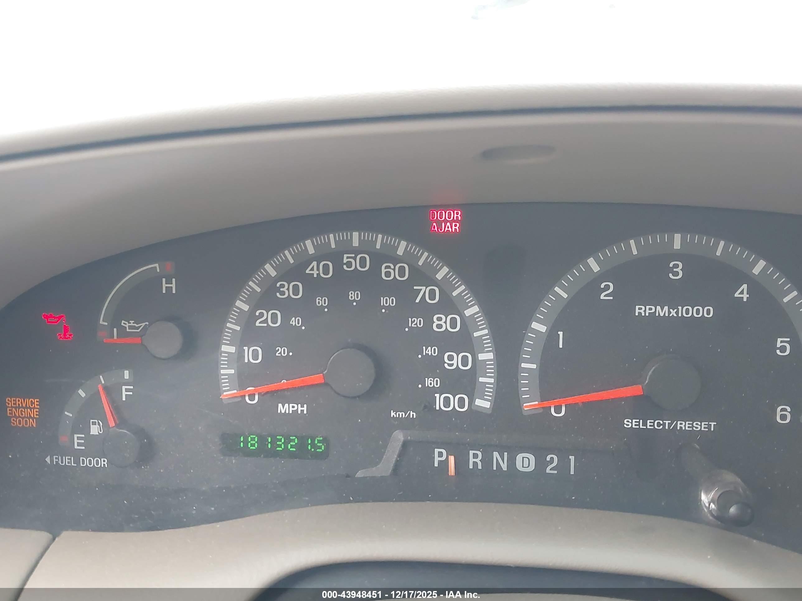 FORD EXPEDITION image 7