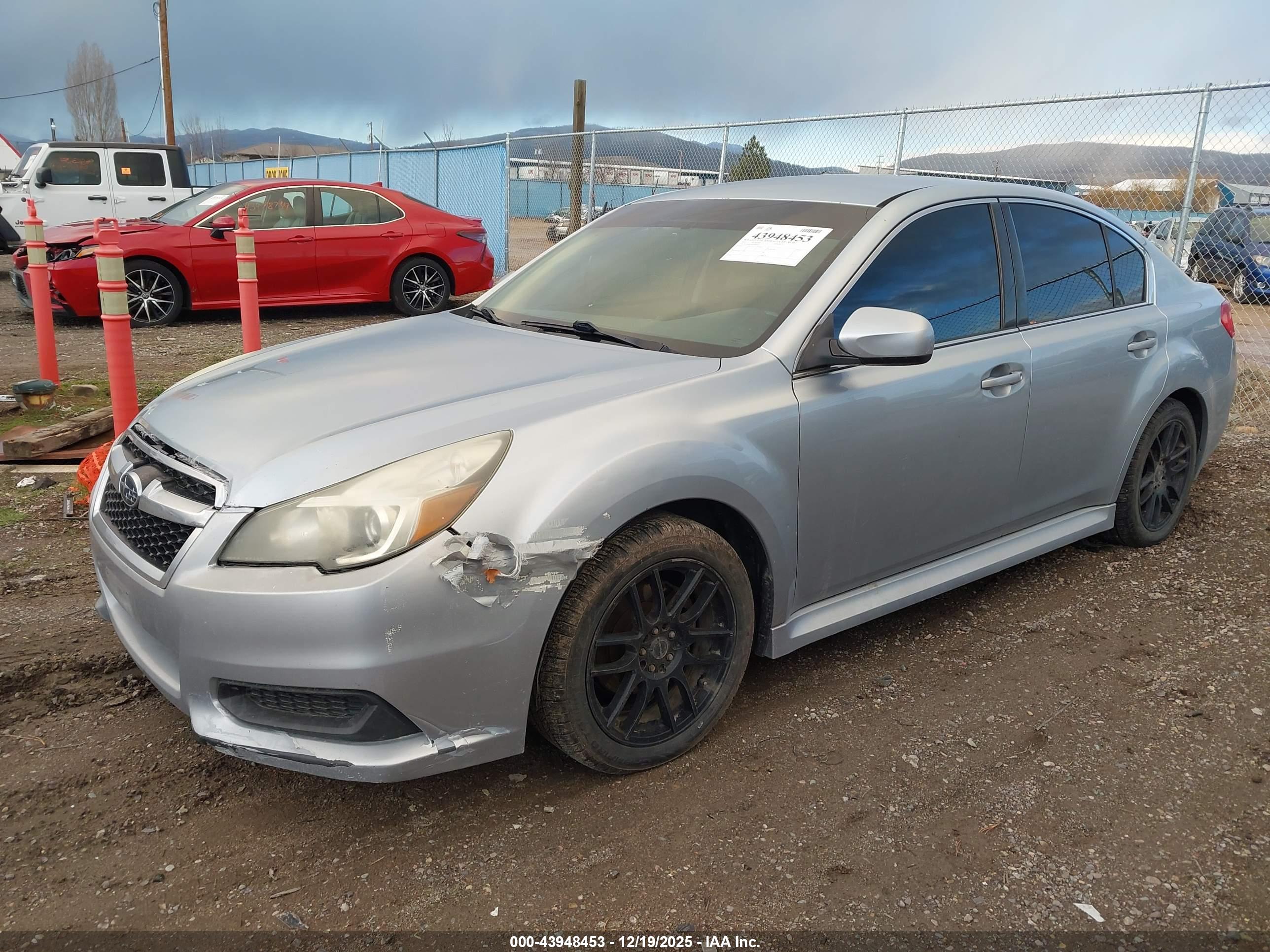 SUBARU LEGACY image 2
