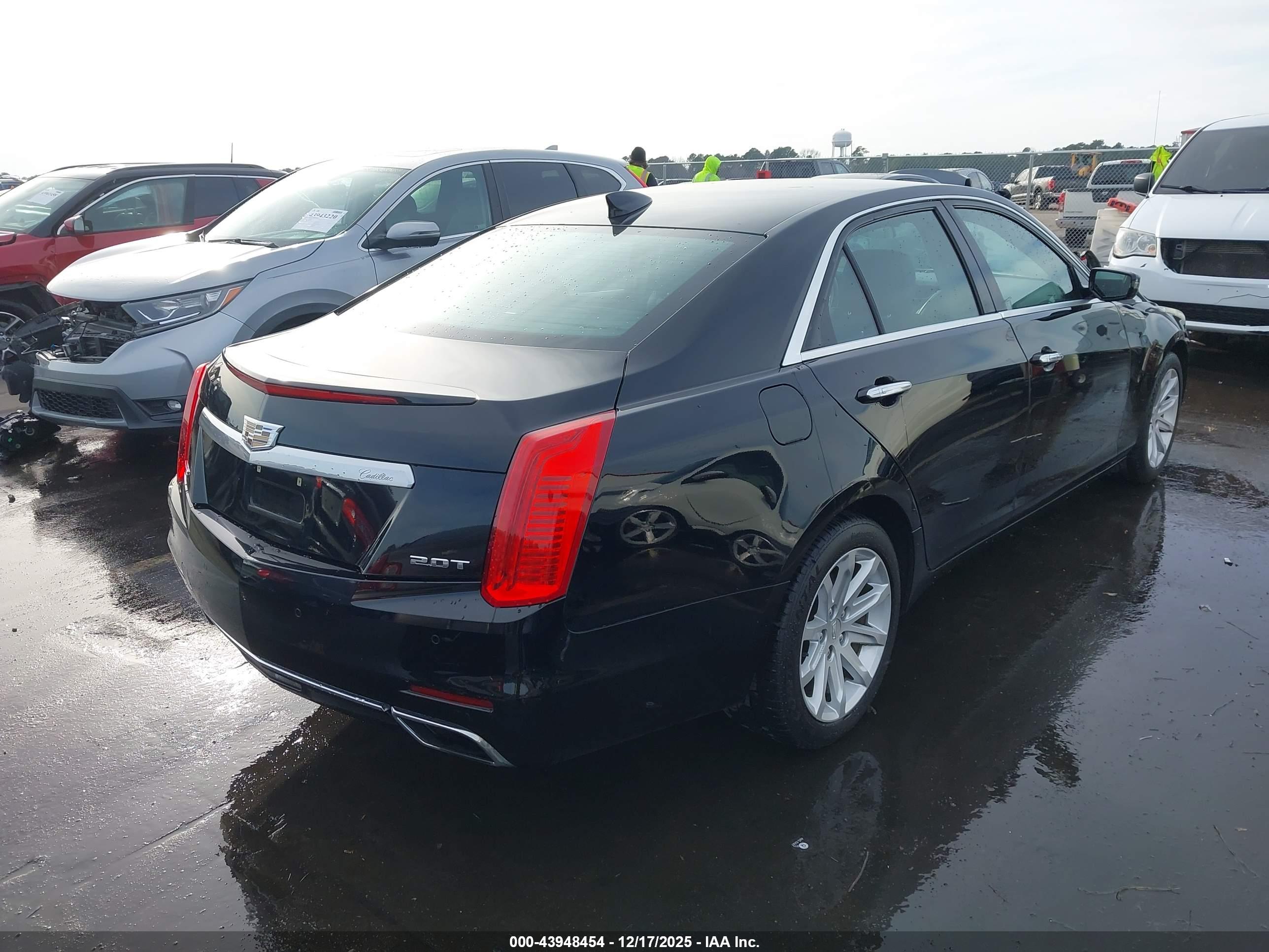 CADILLAC CTS image 4