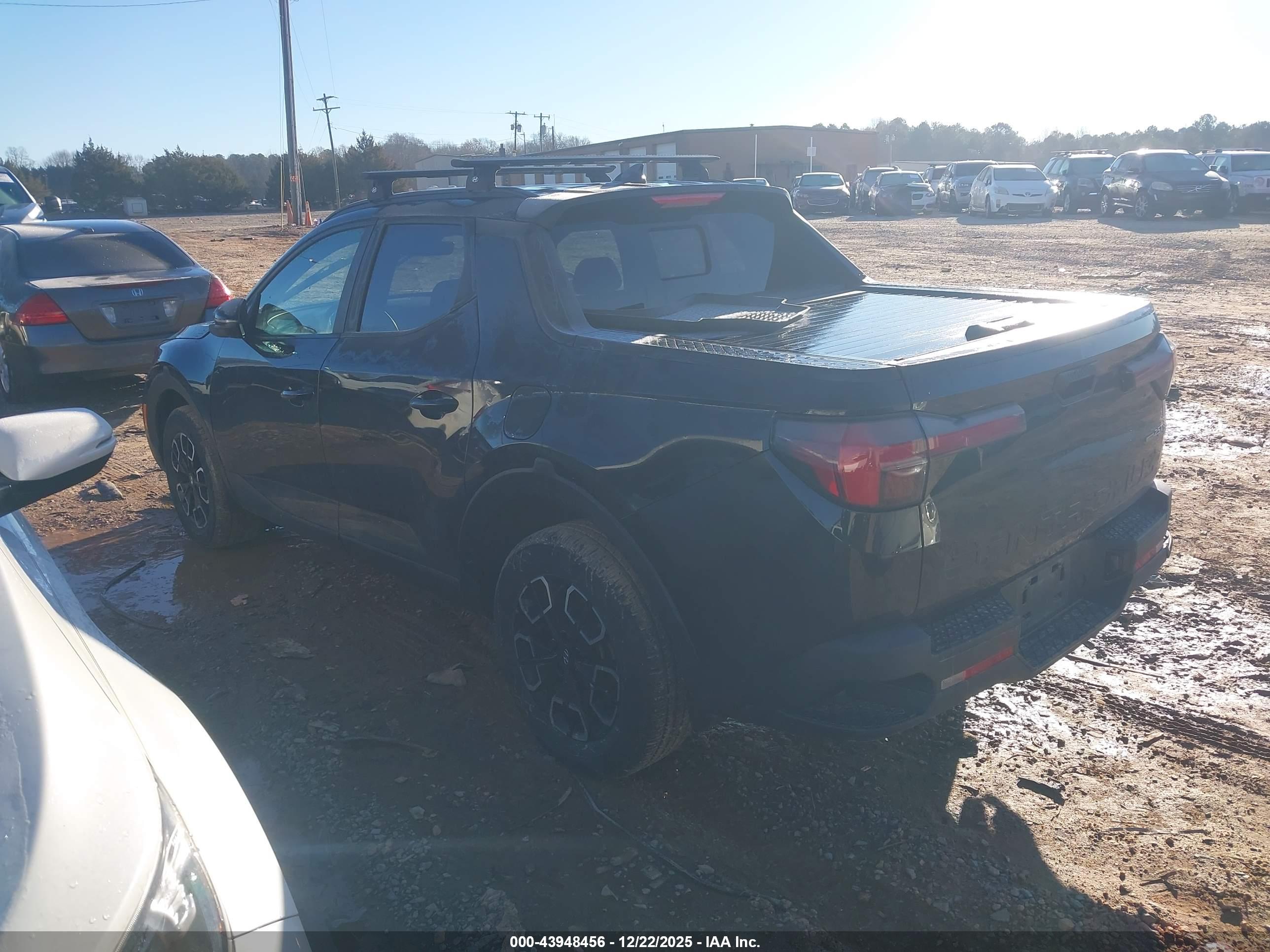 HYUNDAI SANTA image 3