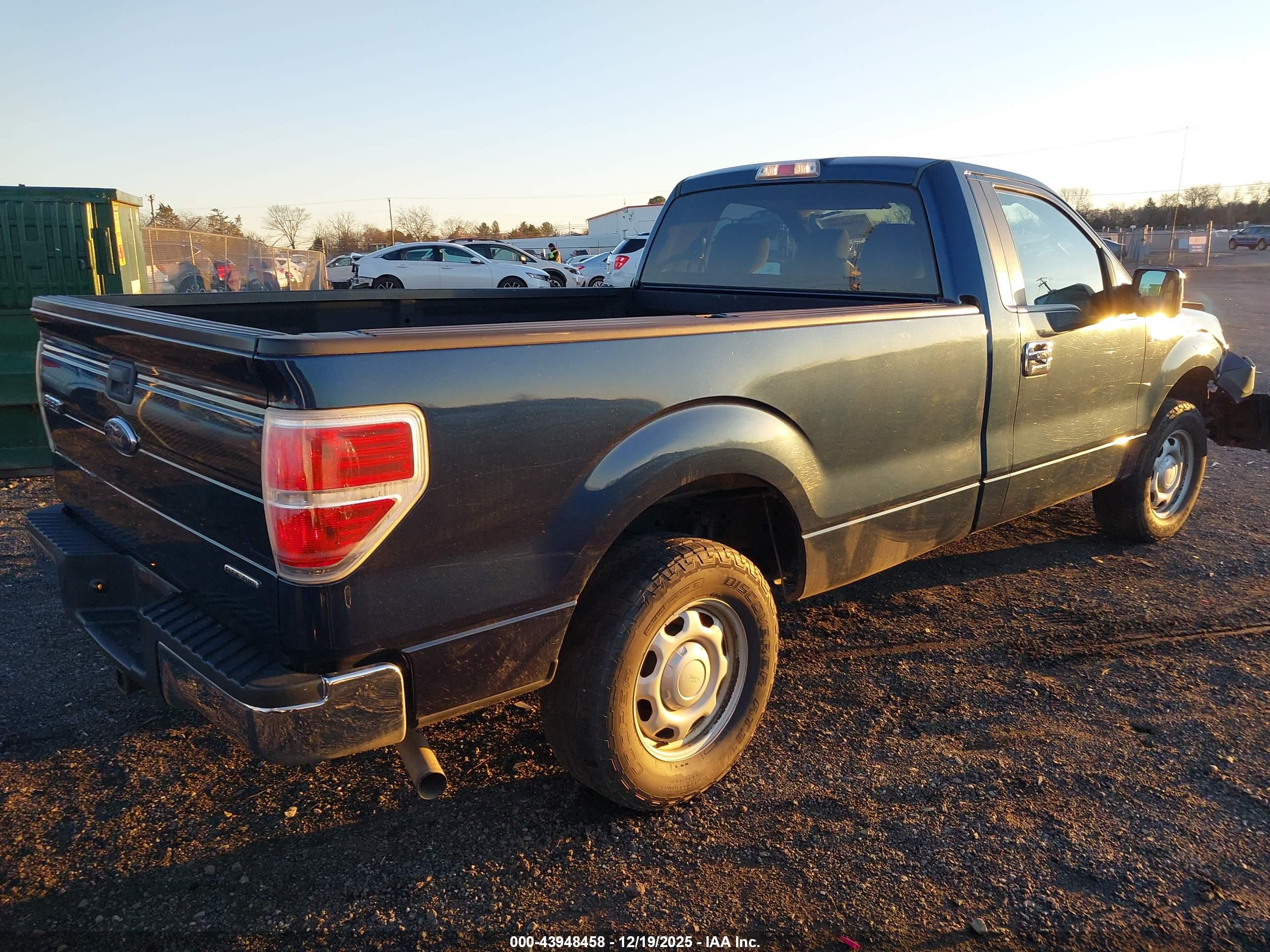 FORD F-150 image 4