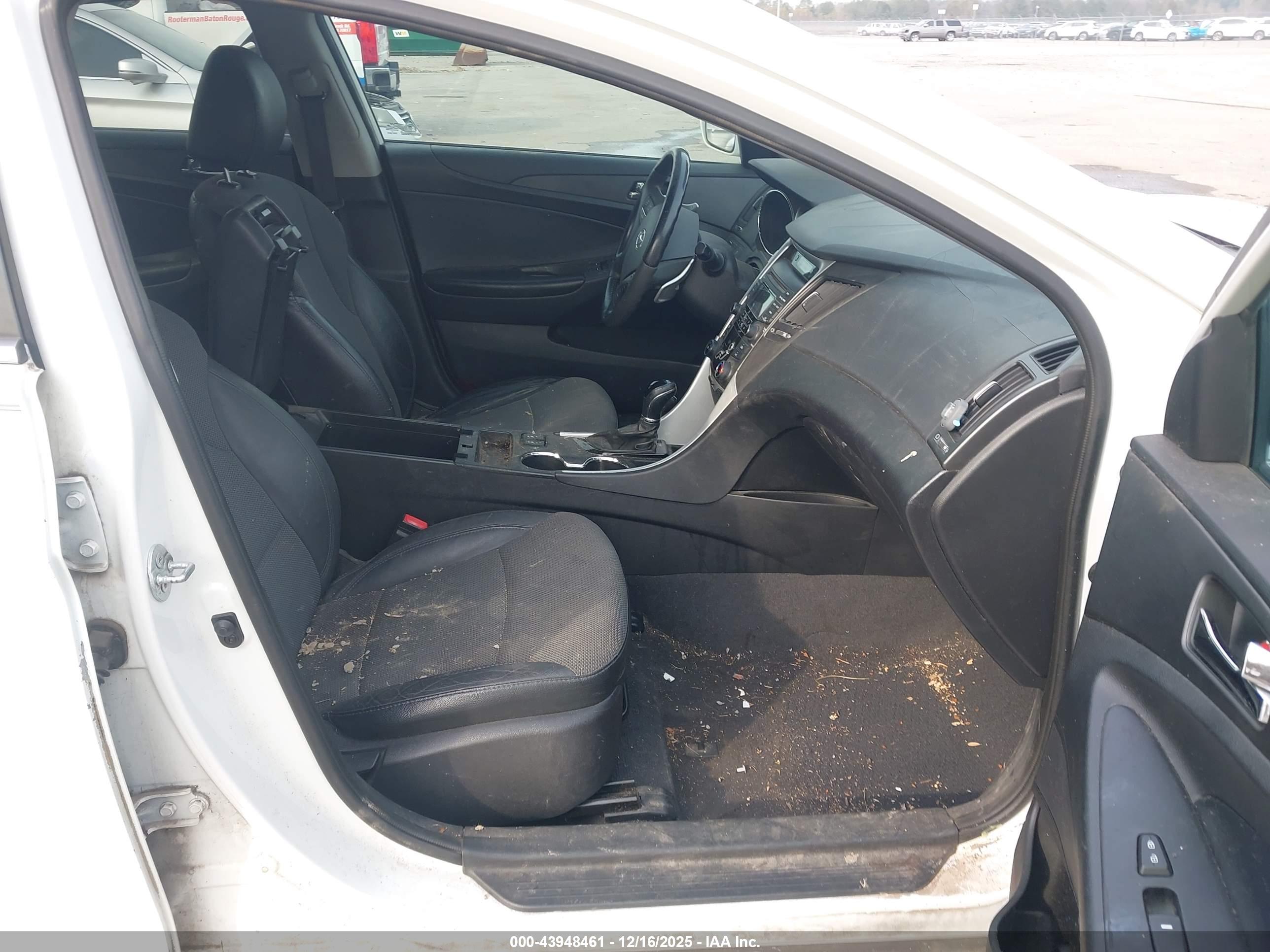HYUNDAI SONATA image 5