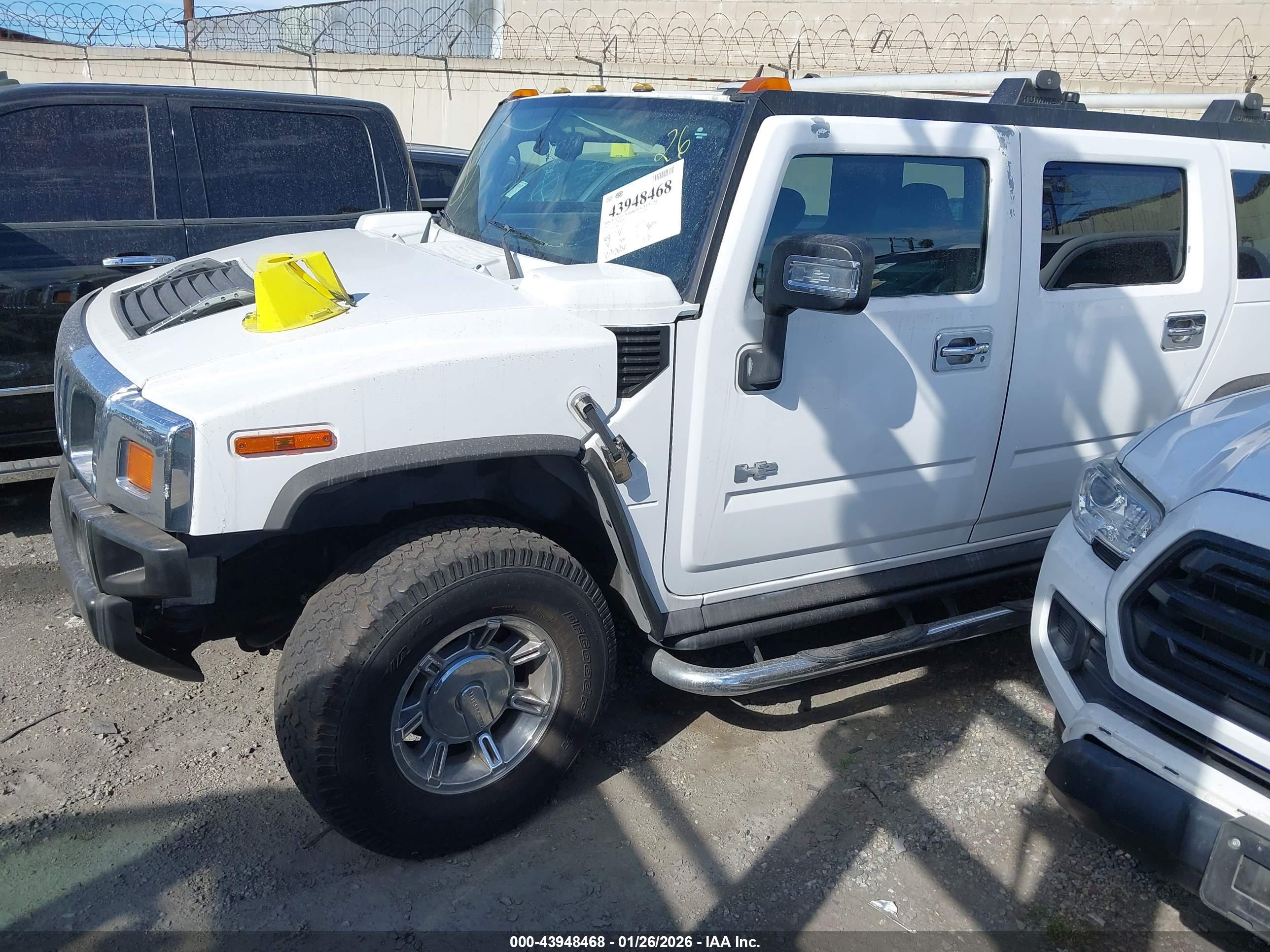 HUMMER H2 image 2