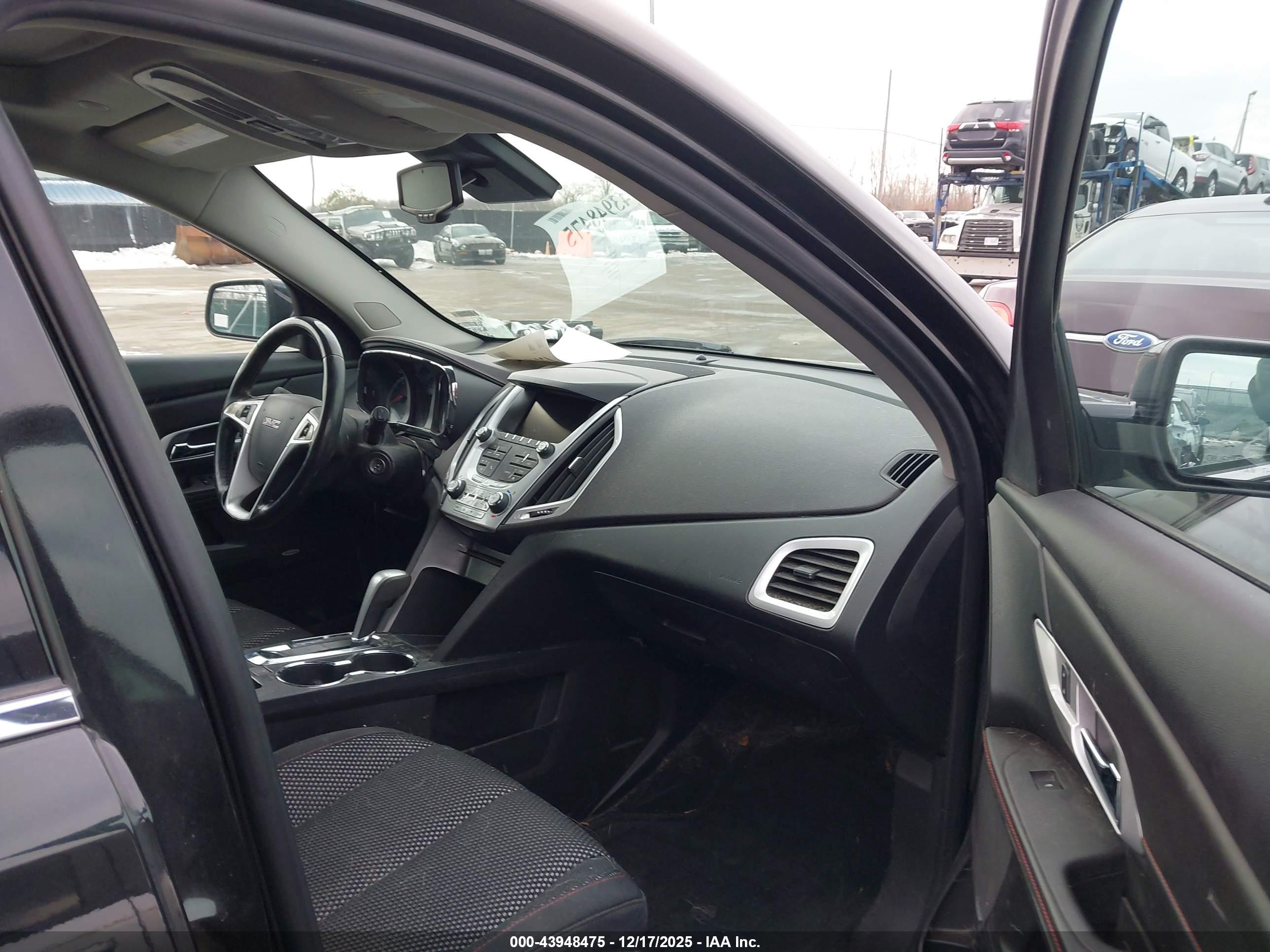 GMC TERRAIN image 5