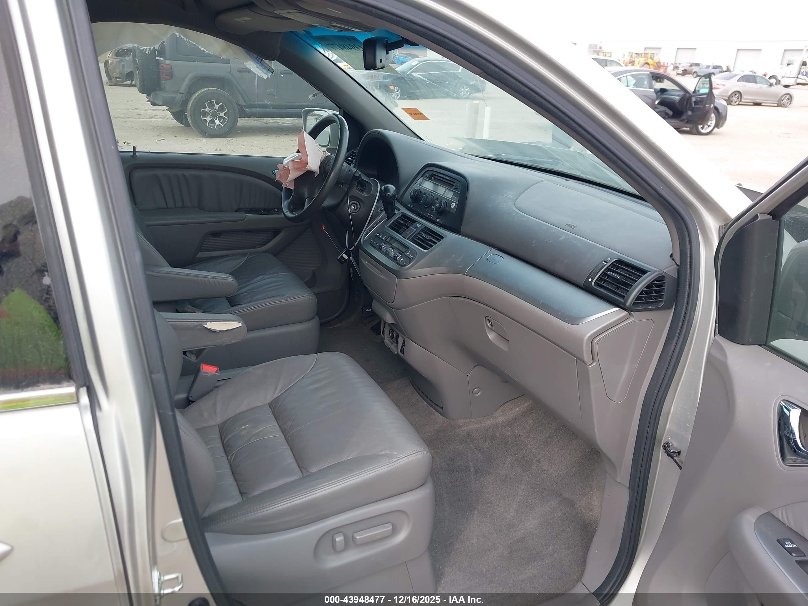 HONDA ODYSSEY image 5