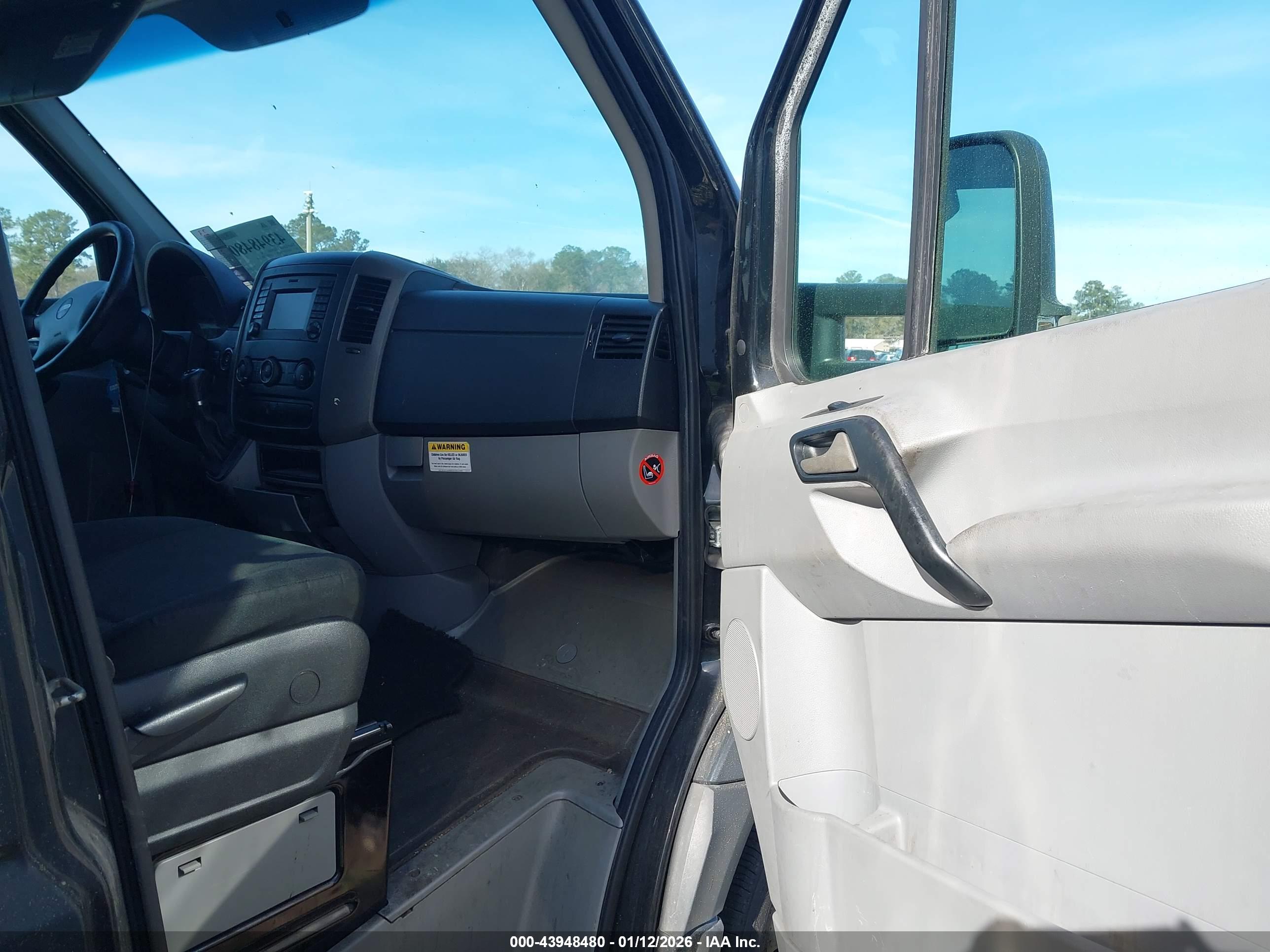 FREIGHTLINER SPRINTER image 8