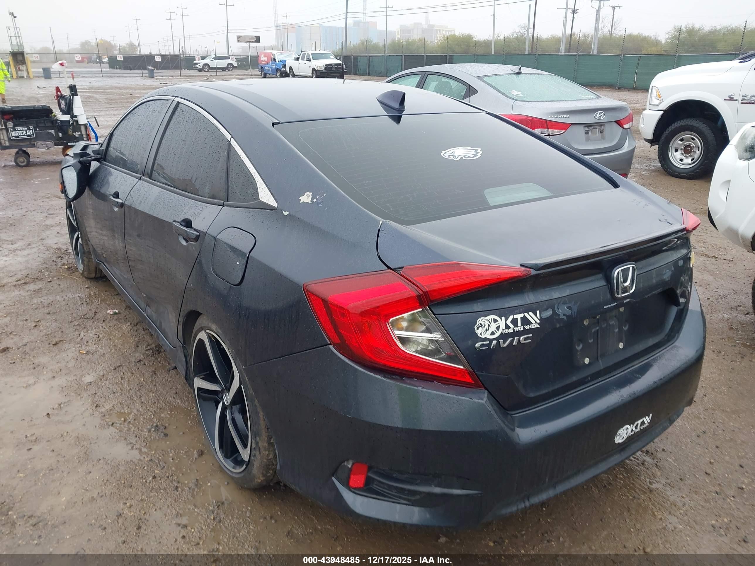 HONDA CIVIC image 3