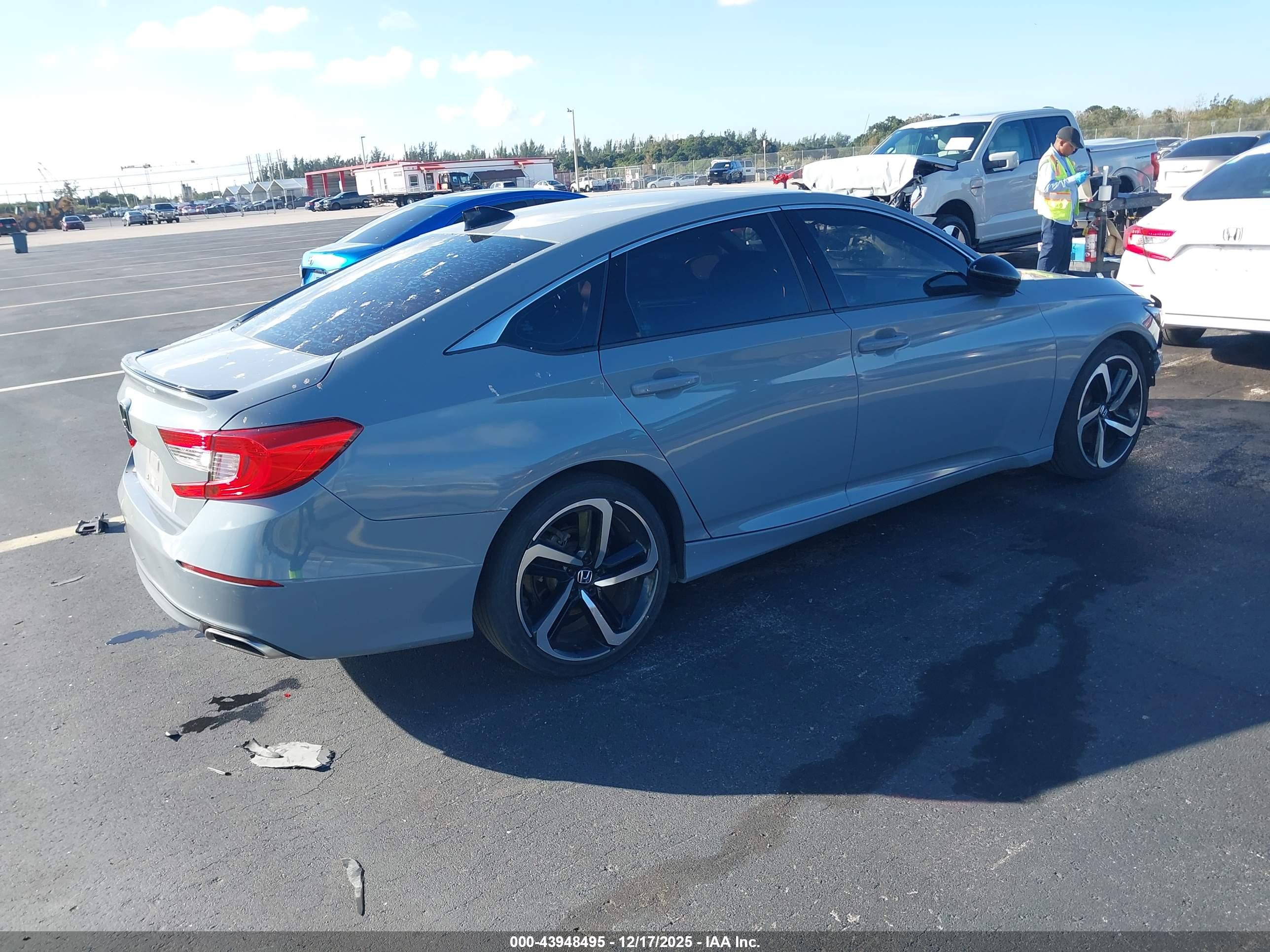 HONDA ACCORD image 4