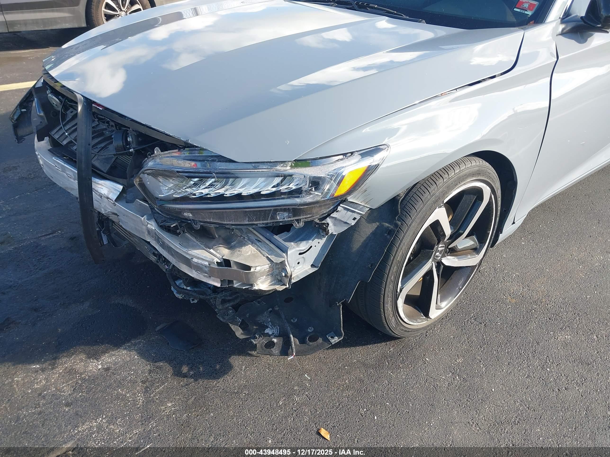 HONDA ACCORD image 6