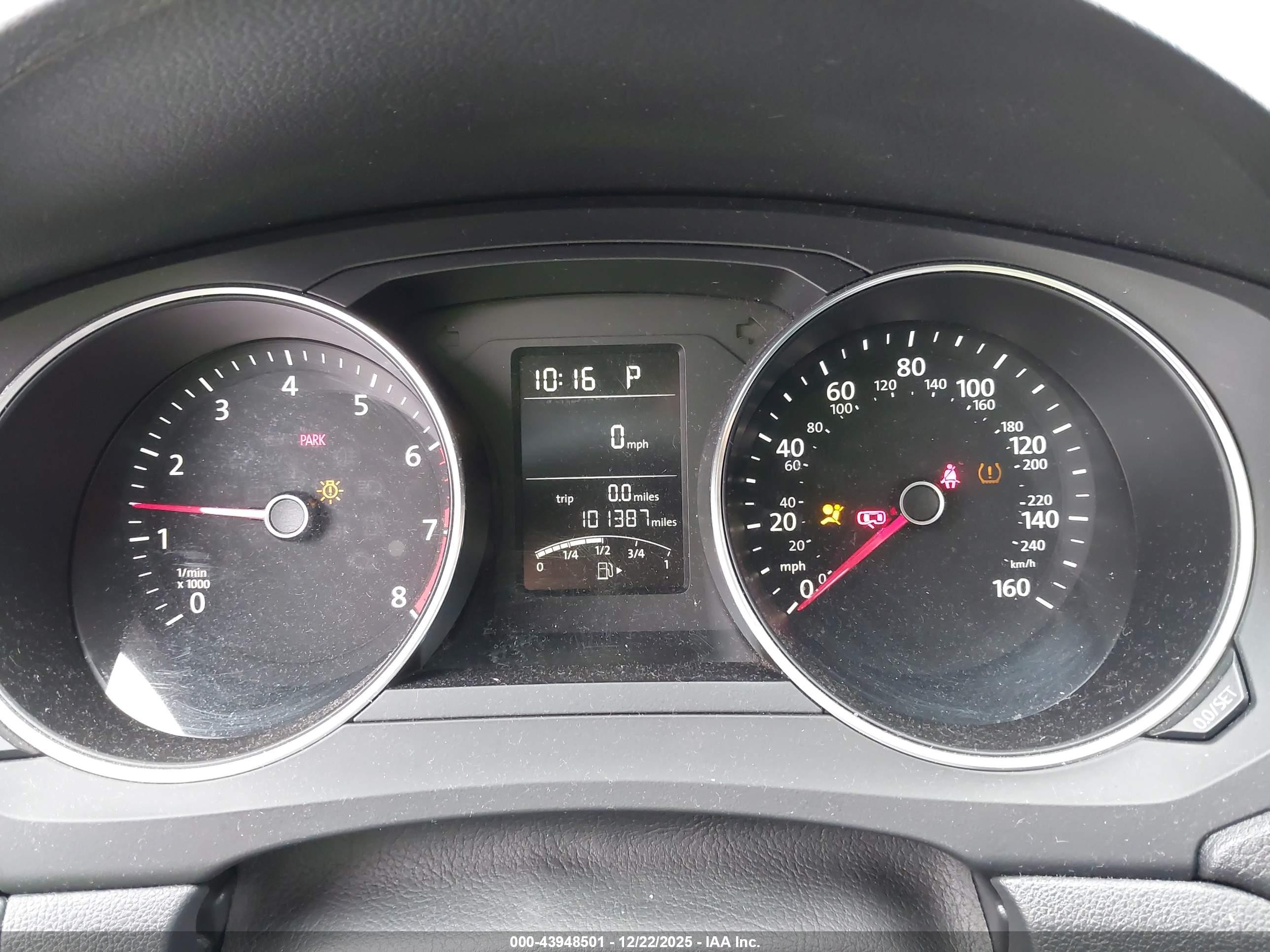 VOLKSWAGEN JETTA image 7