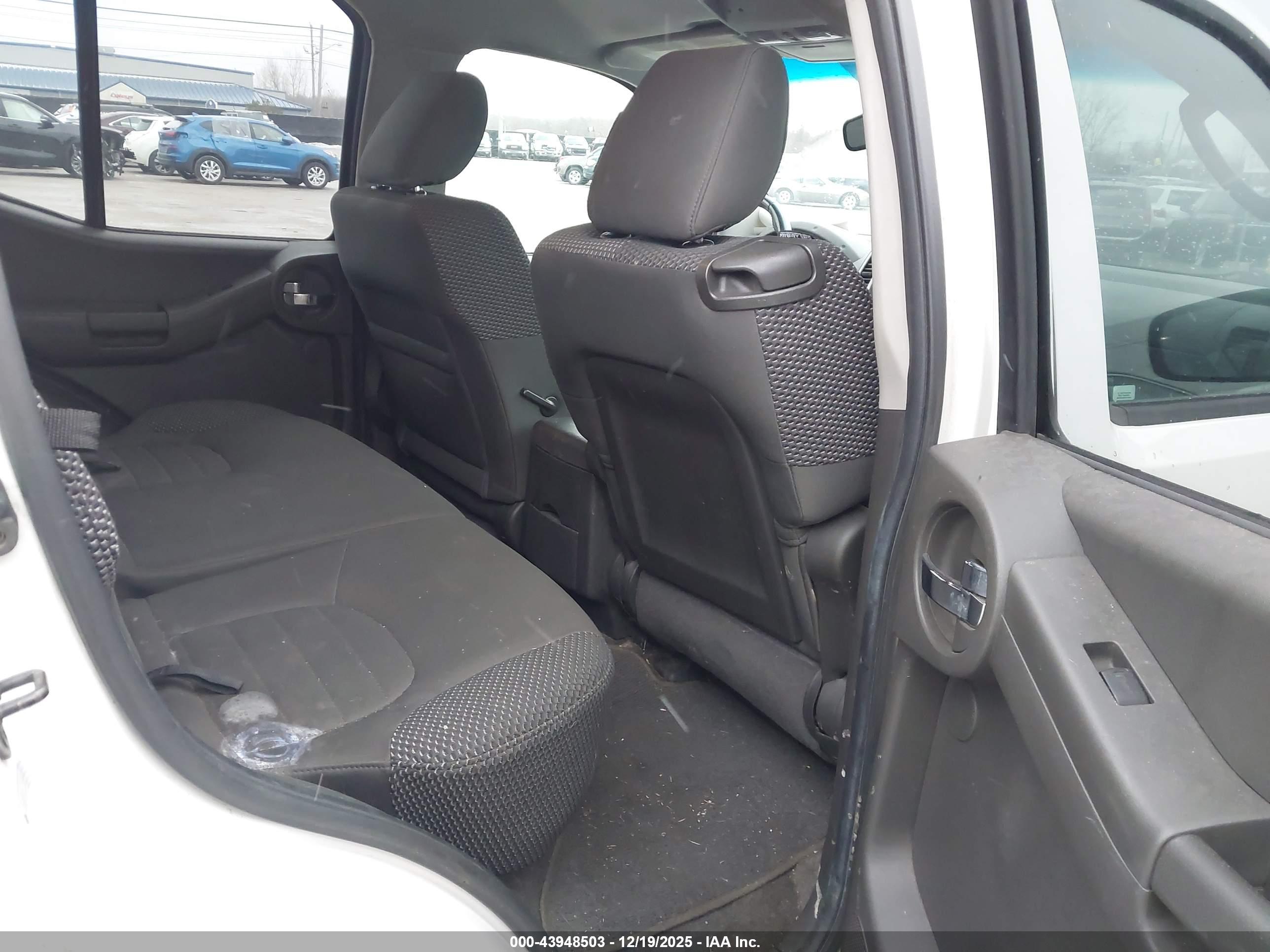NISSAN XTERRA image 8