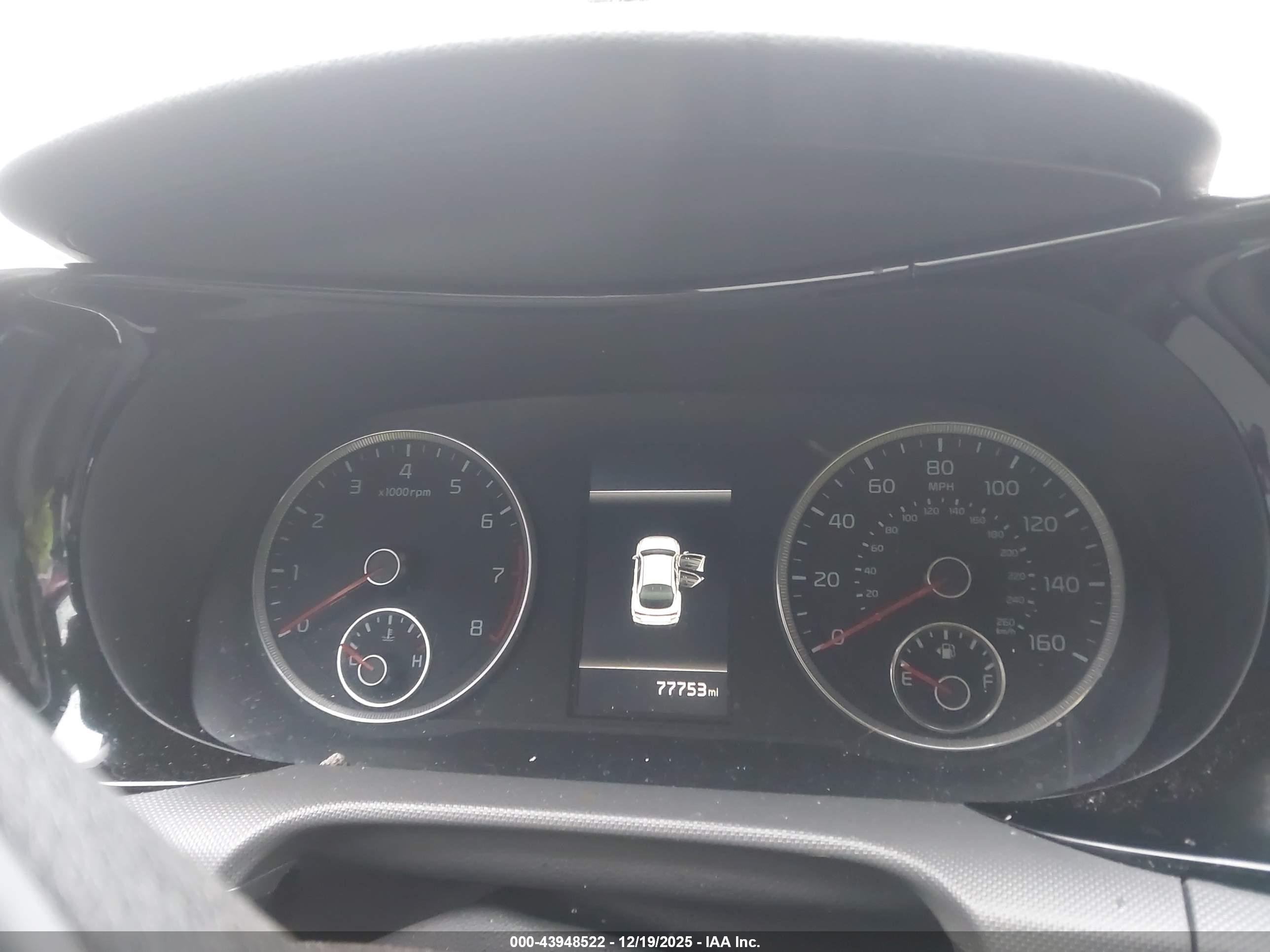 KIA K5 image 7