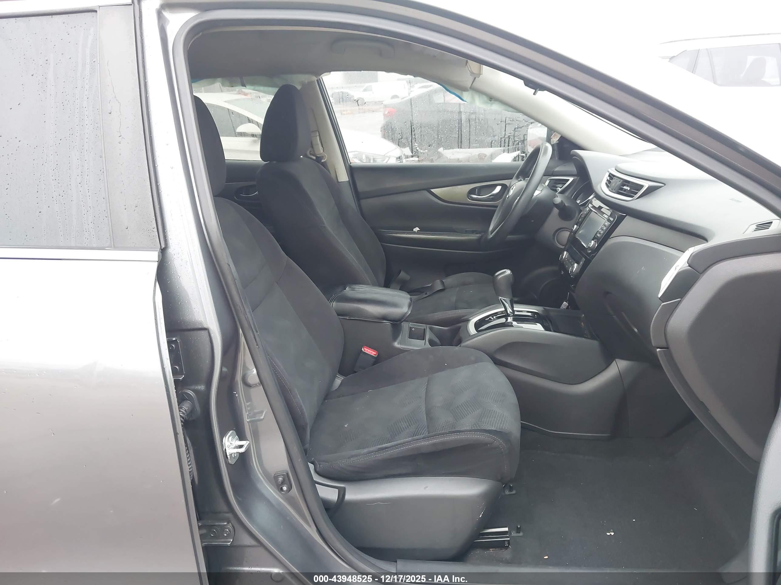 NISSAN ROGUE image 5