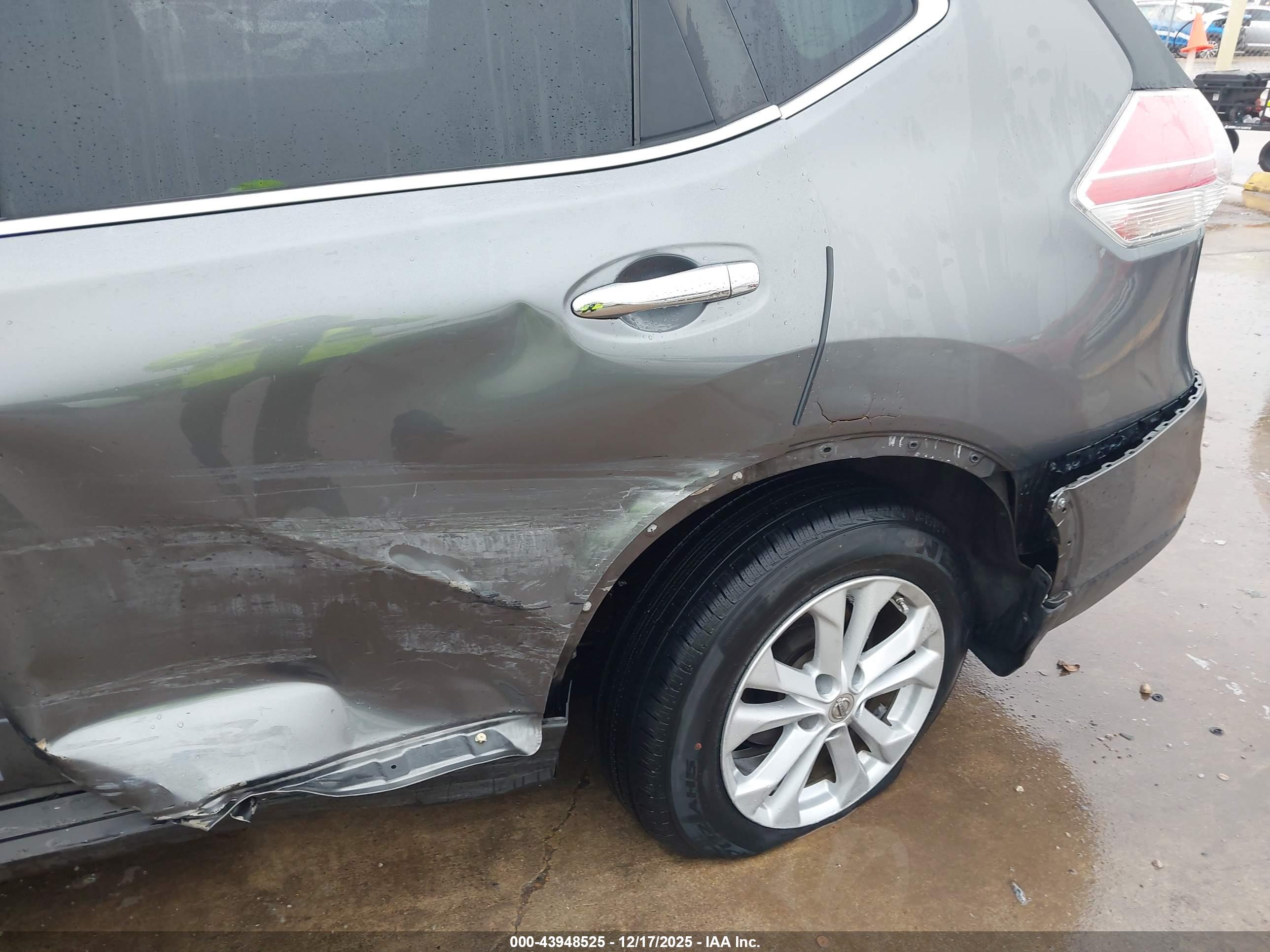NISSAN ROGUE image 6