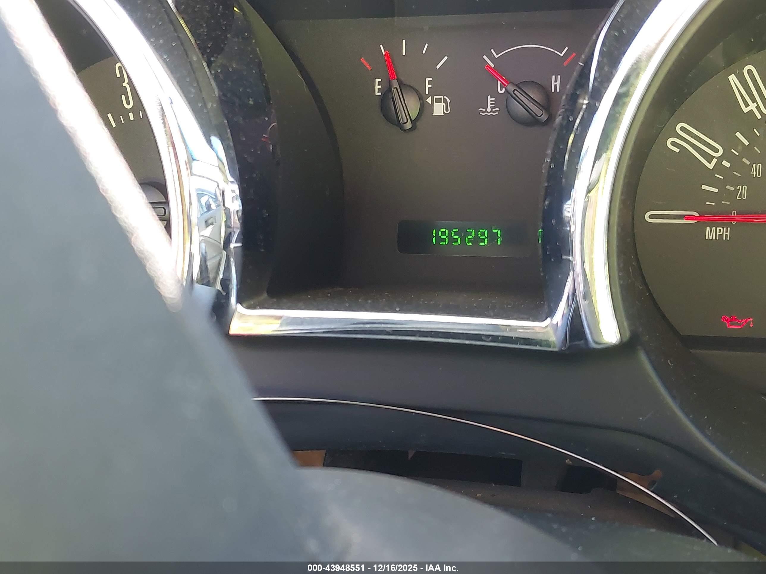 FORD MUSTANG image 7