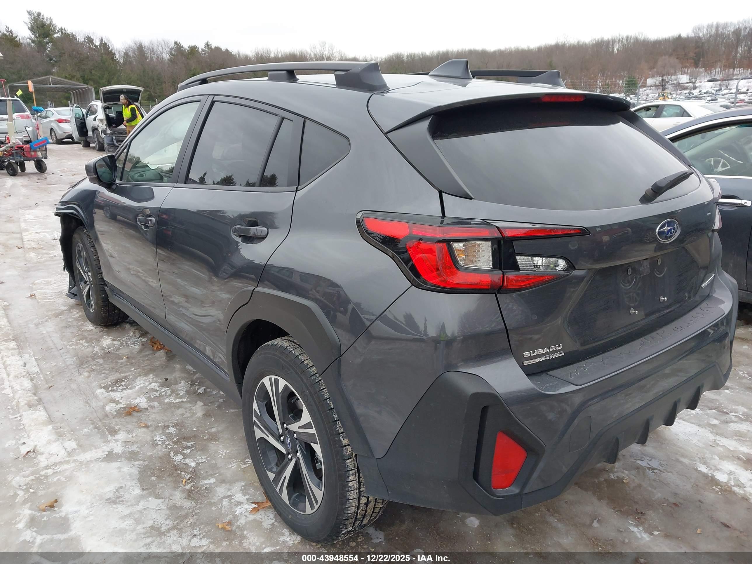 SUBARU CROSSTREK image 3
