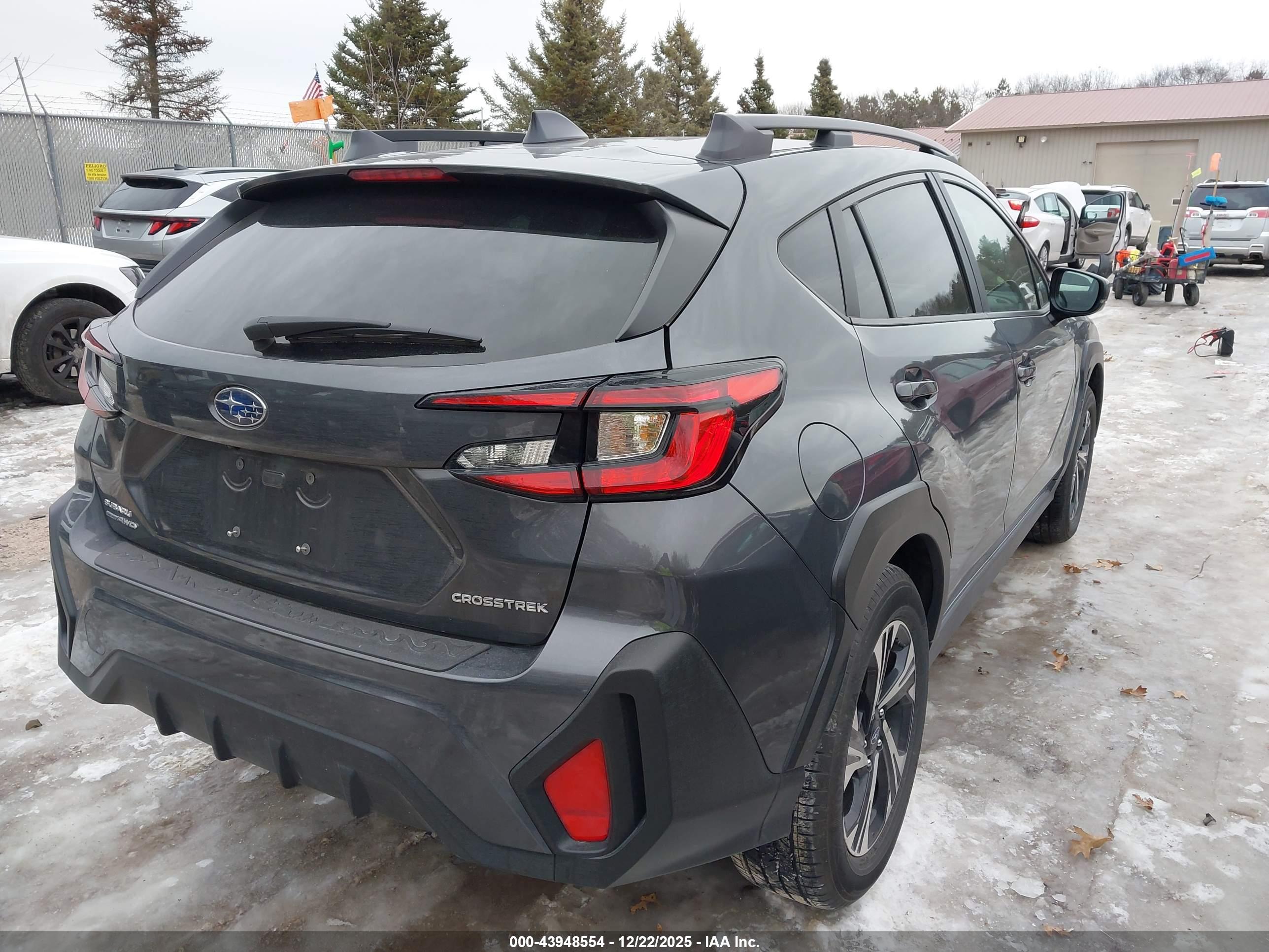SUBARU CROSSTREK image 4