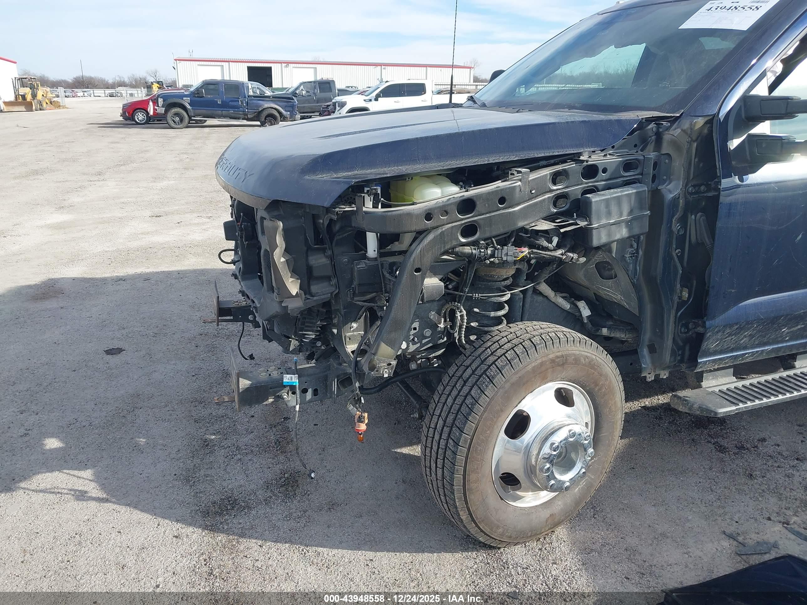 FORD F-350 image 6