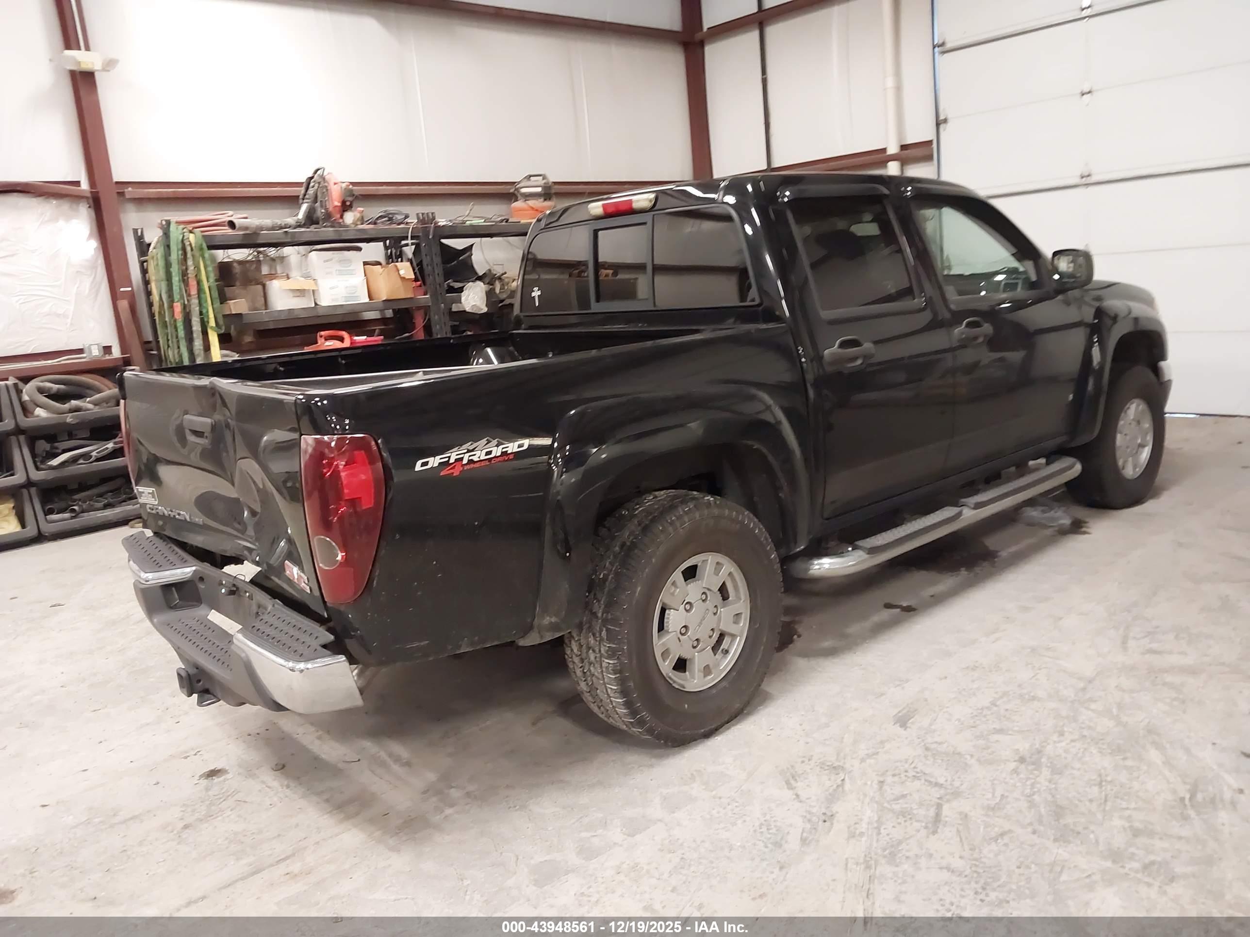 GMC CANYON image 4