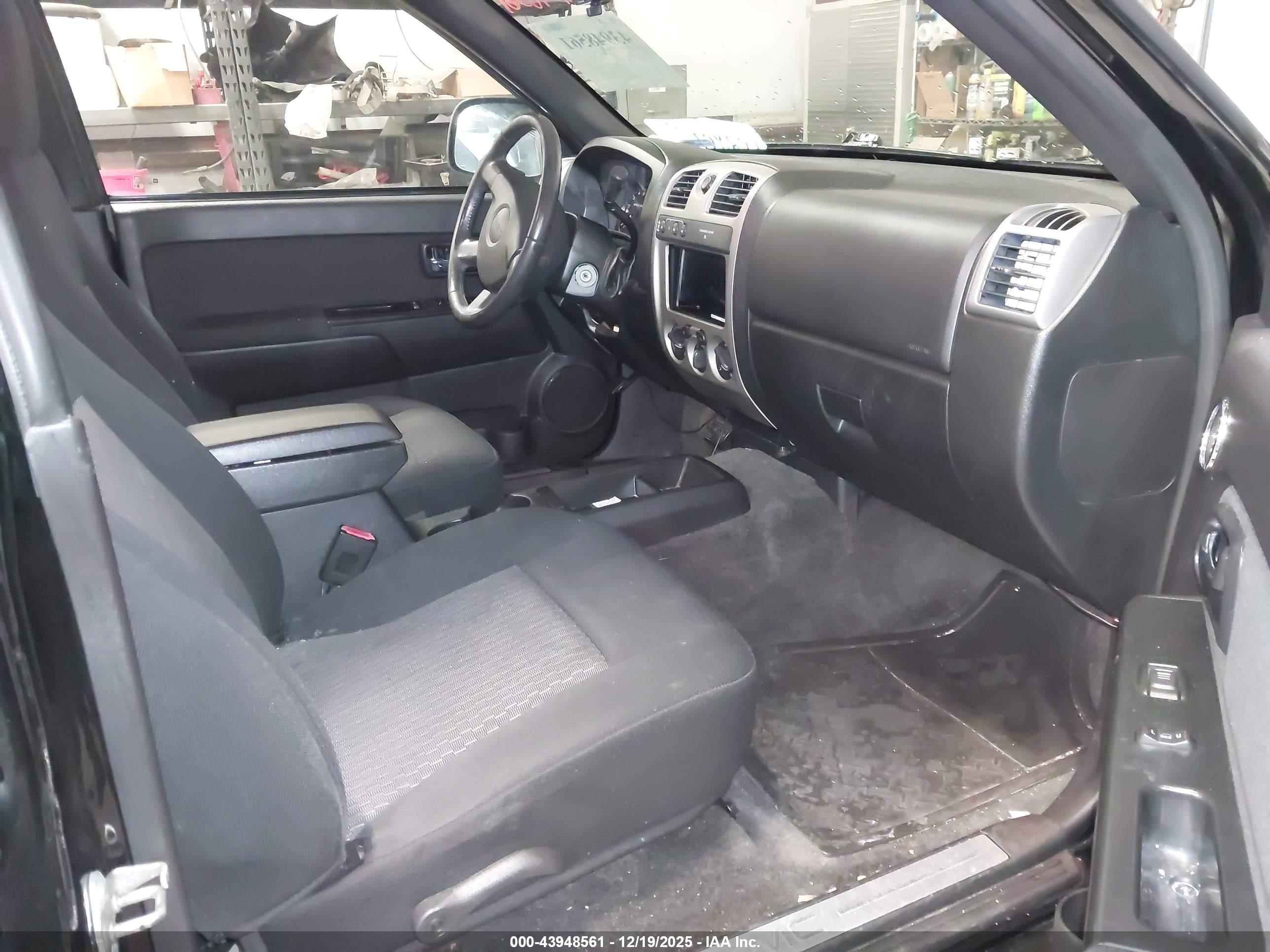 GMC CANYON image 5