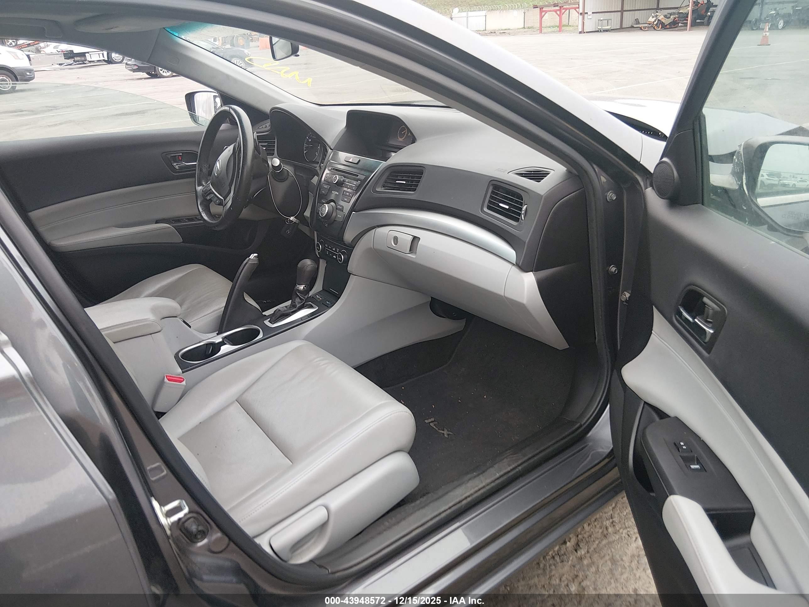 ACURA ILX image 5