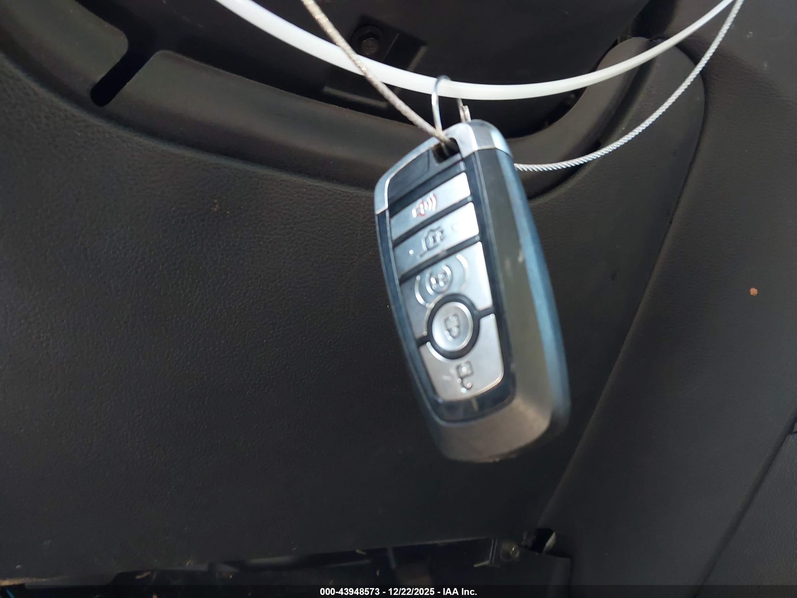 FORD EXPLORER image 11