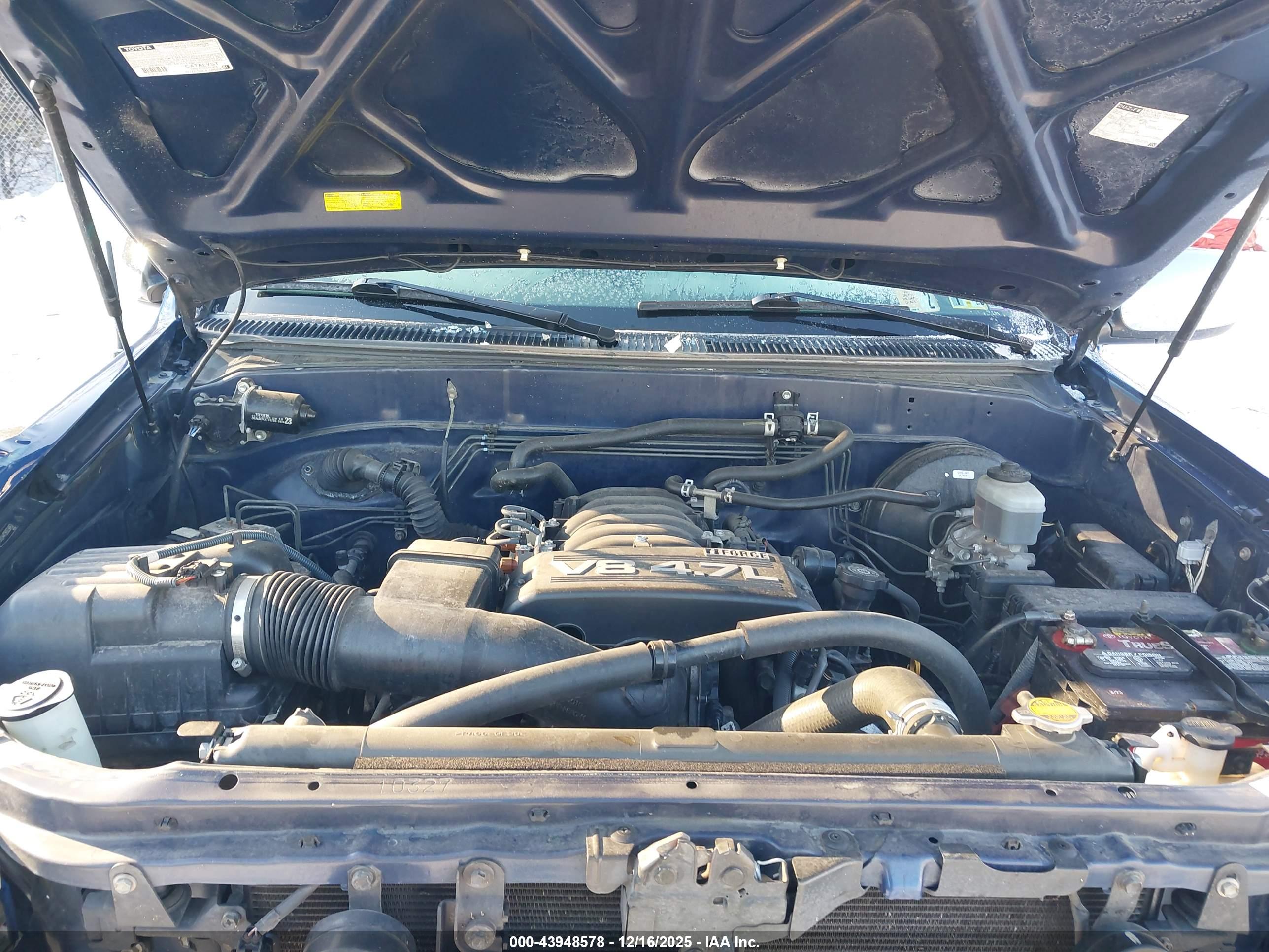 TOYOTA TUNDRA image 10