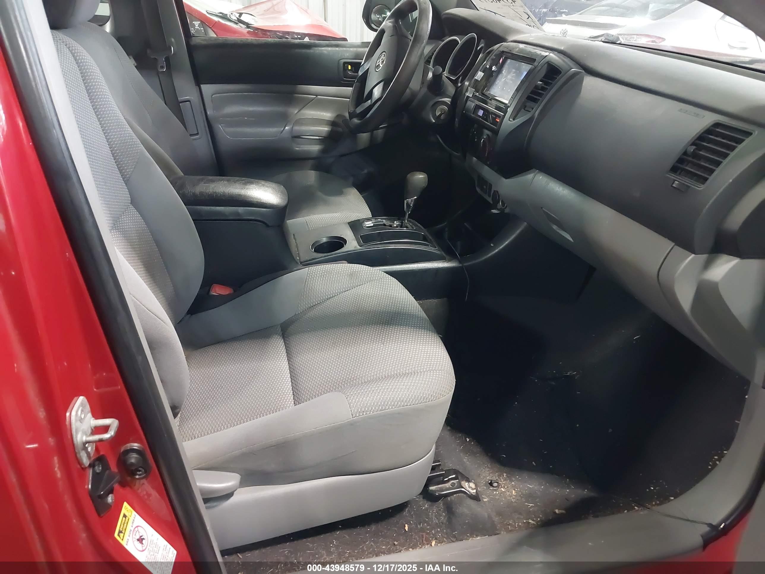 TOYOTA TACOMA image 5