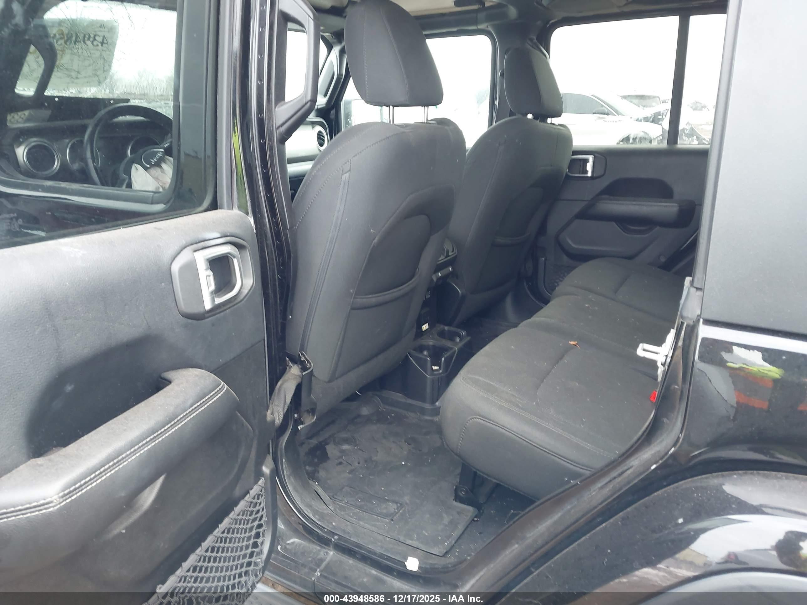 JEEP WRANGLER image 8