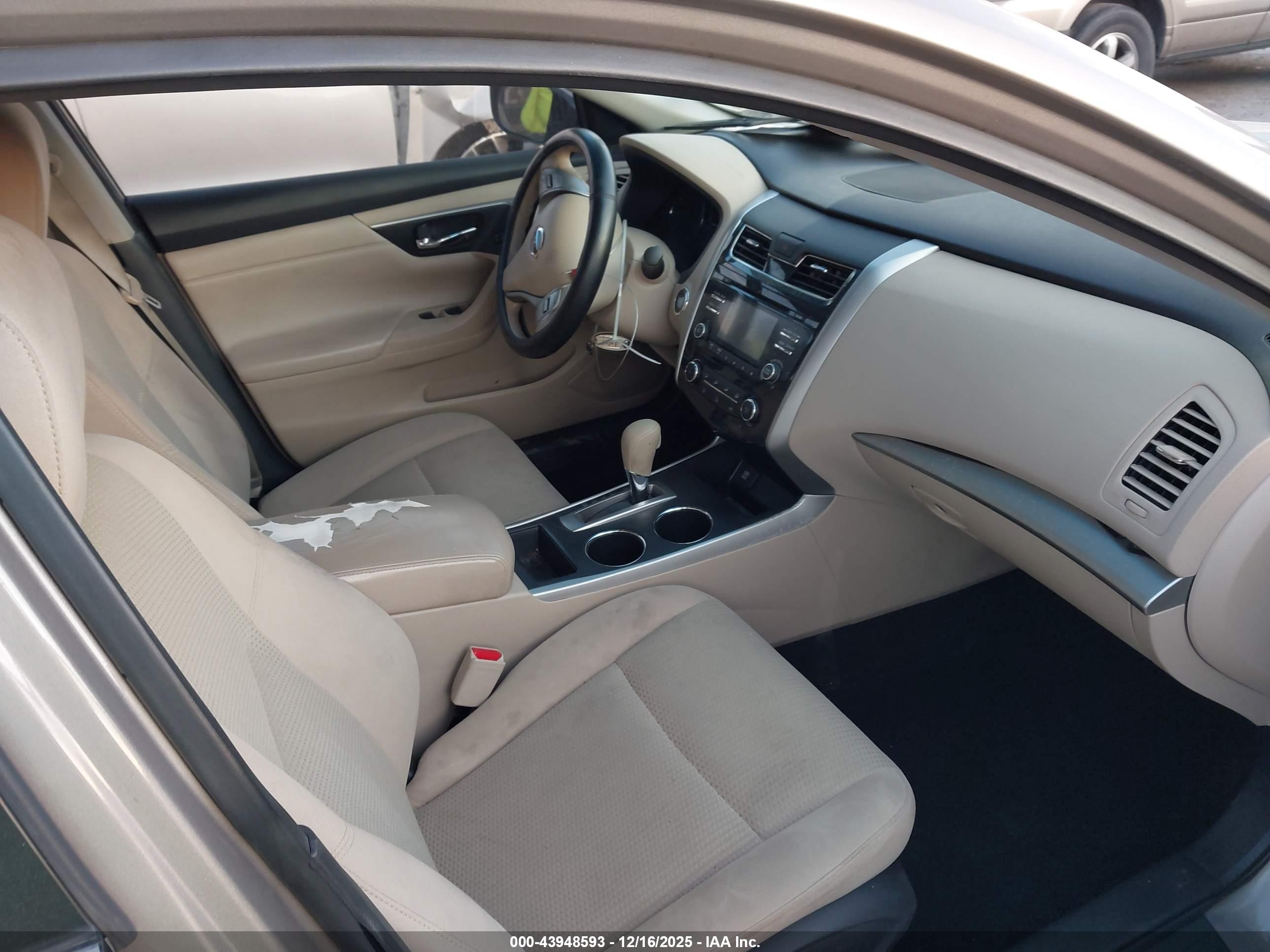 NISSAN ALTIMA image 5