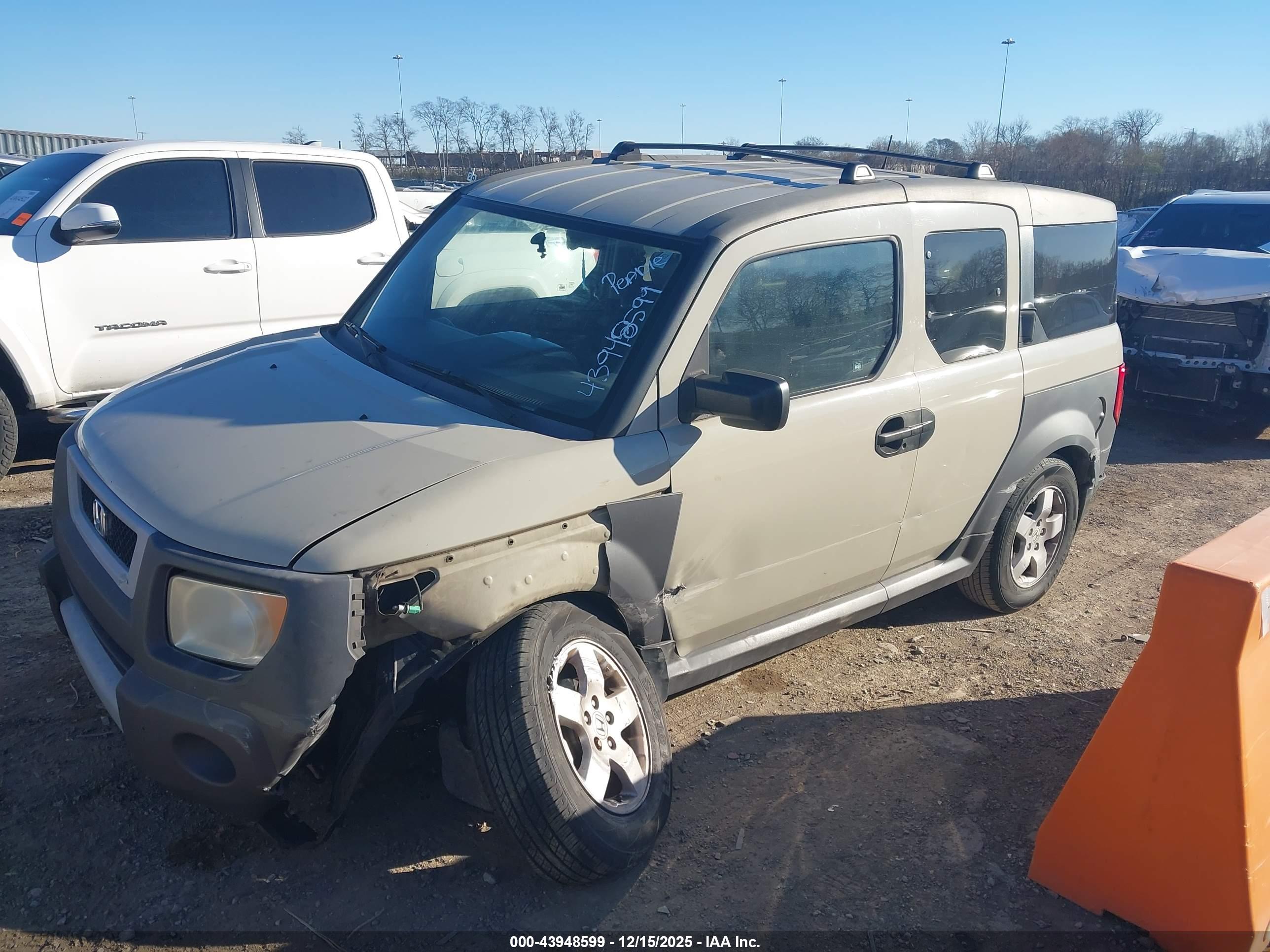 HONDA ELEMENT image 2